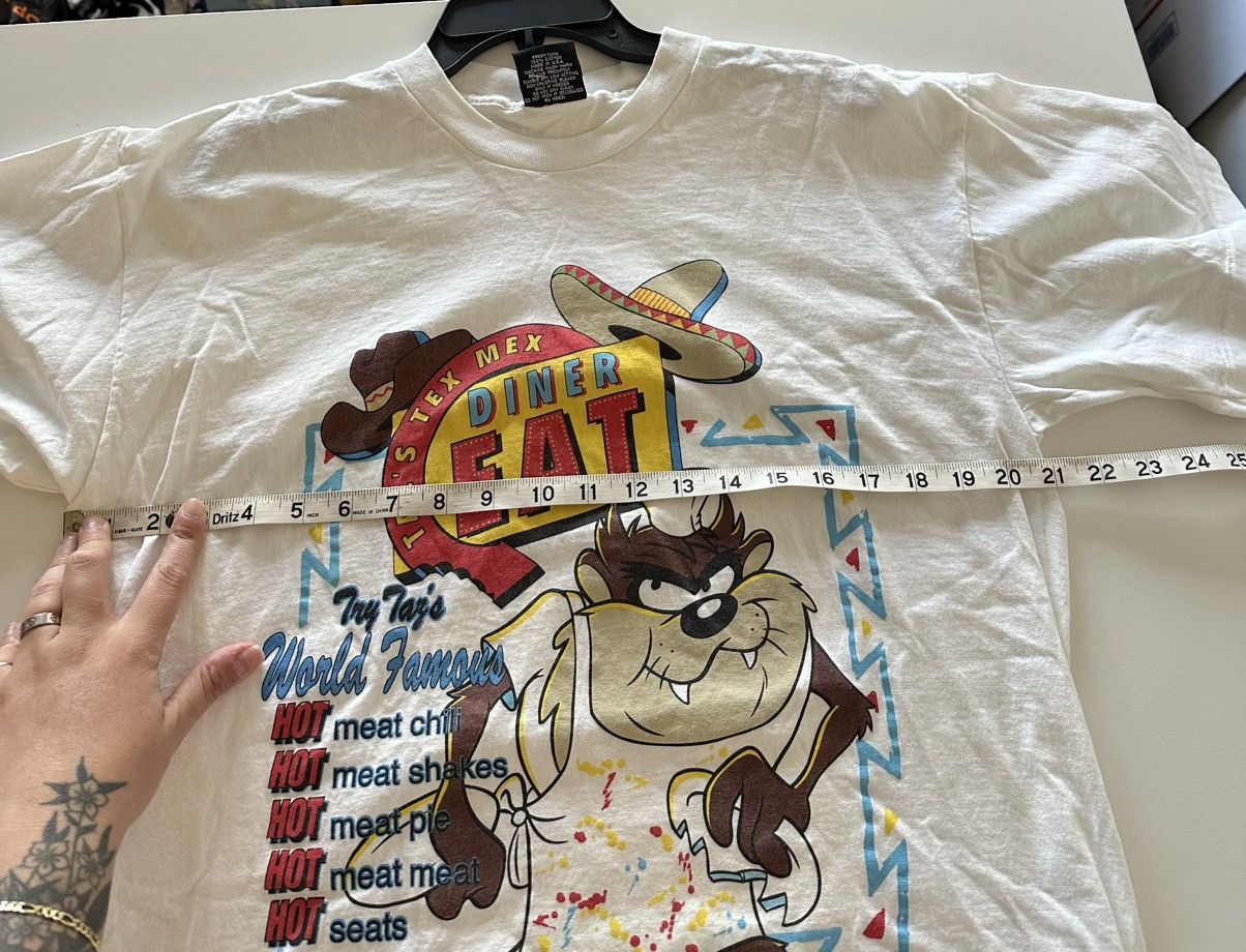 Vintage Vintage Looney Tunes Taz Tee Shirt Tex Mex Hot 1994 90s L Size US L / EU 52-54 / 3 - 6 Thumbnail