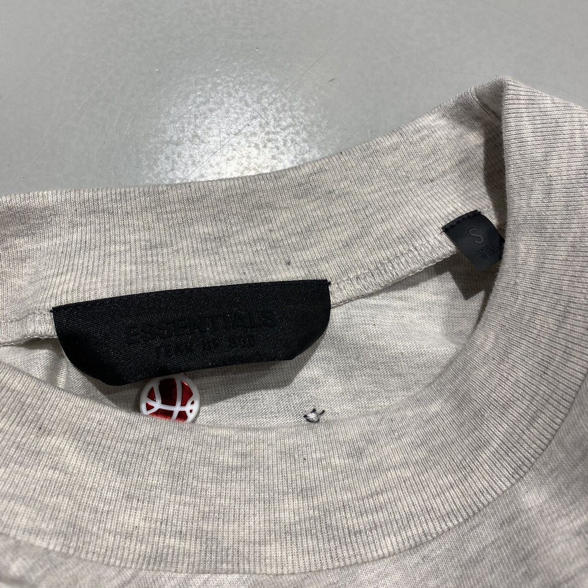 Essentials × NBA Fear of God Essentials x NBA Heat Tee Light Heather Grey Size US S / EU 44-46 / 1 - 5 Thumbnail