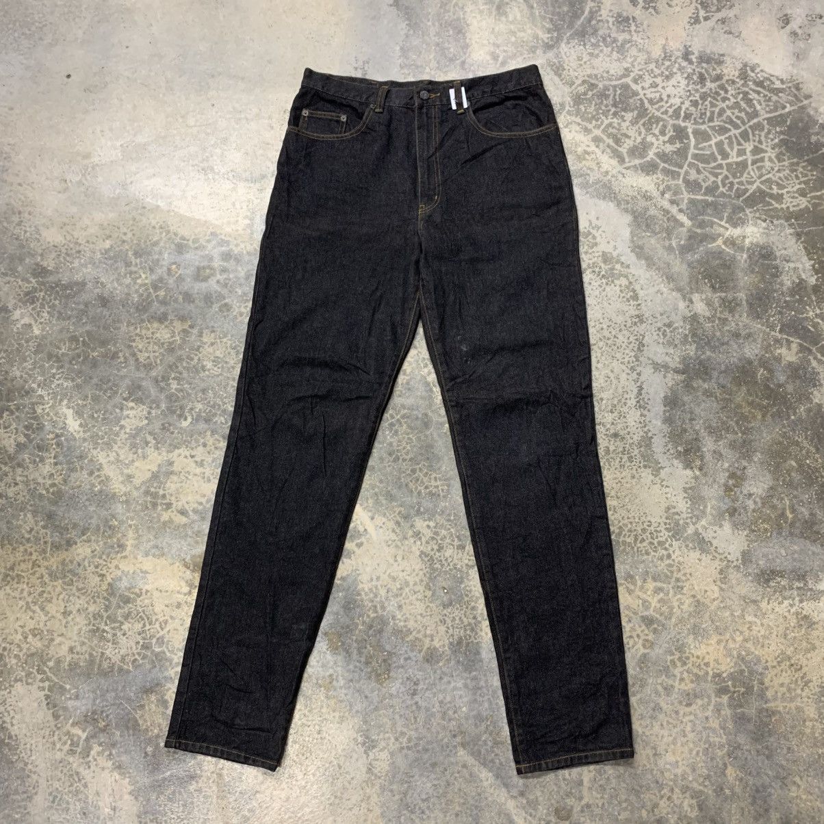Japanese Brand × Uniqlo × Vintage Uniqlo Unique Clothing Warehouse dusty black Jean Size US 32 / EU 48 - 1 Thumbnail