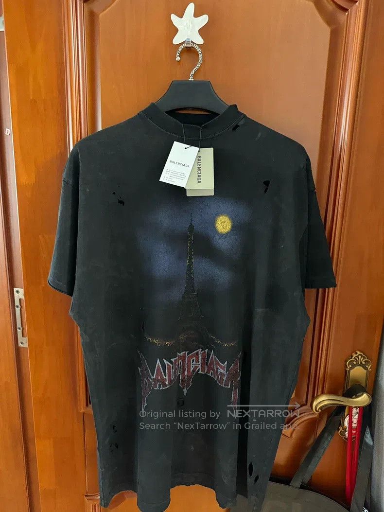 Balenciaga Balenciaga Eiffel Tower Short Sleeve Destroyed Mud Dye Des Size US S / EU 44-46 / 1 - 1 Thumbnail