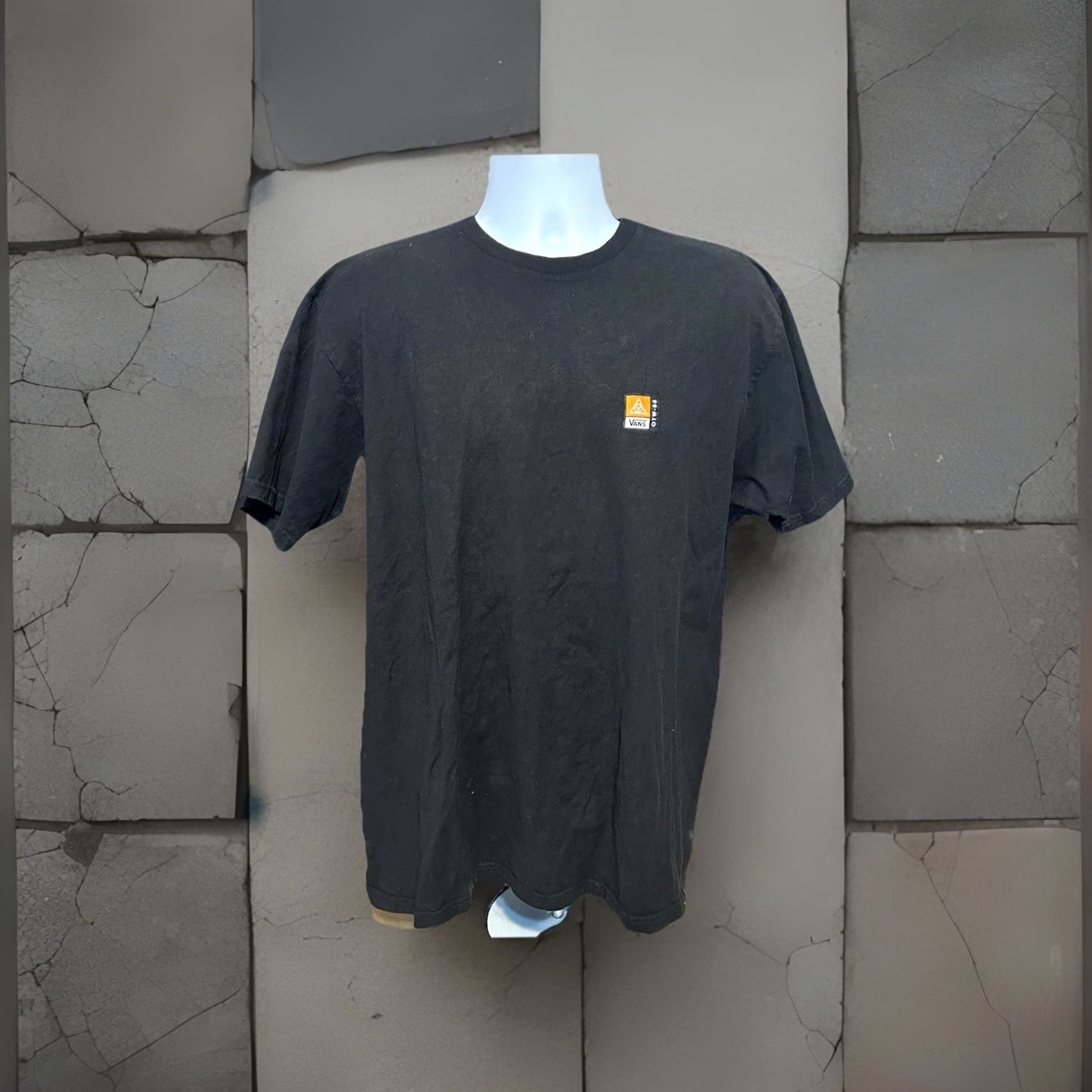 Vans VANS Shirt Men L Black Short Sleeve Graphic Tee Logo 66 Supply 2020 Off The Wall Size US L / EU 52-54 / 3 - 4 Thumbnail