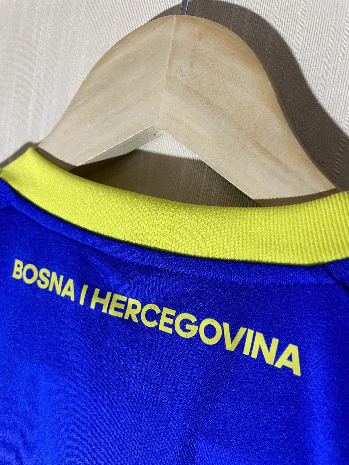 Adidas Adidas Bosnia and Herzegovina 2016 soccer jersey Size US S / EU 44-46 / 1 - 13 Thumbnail