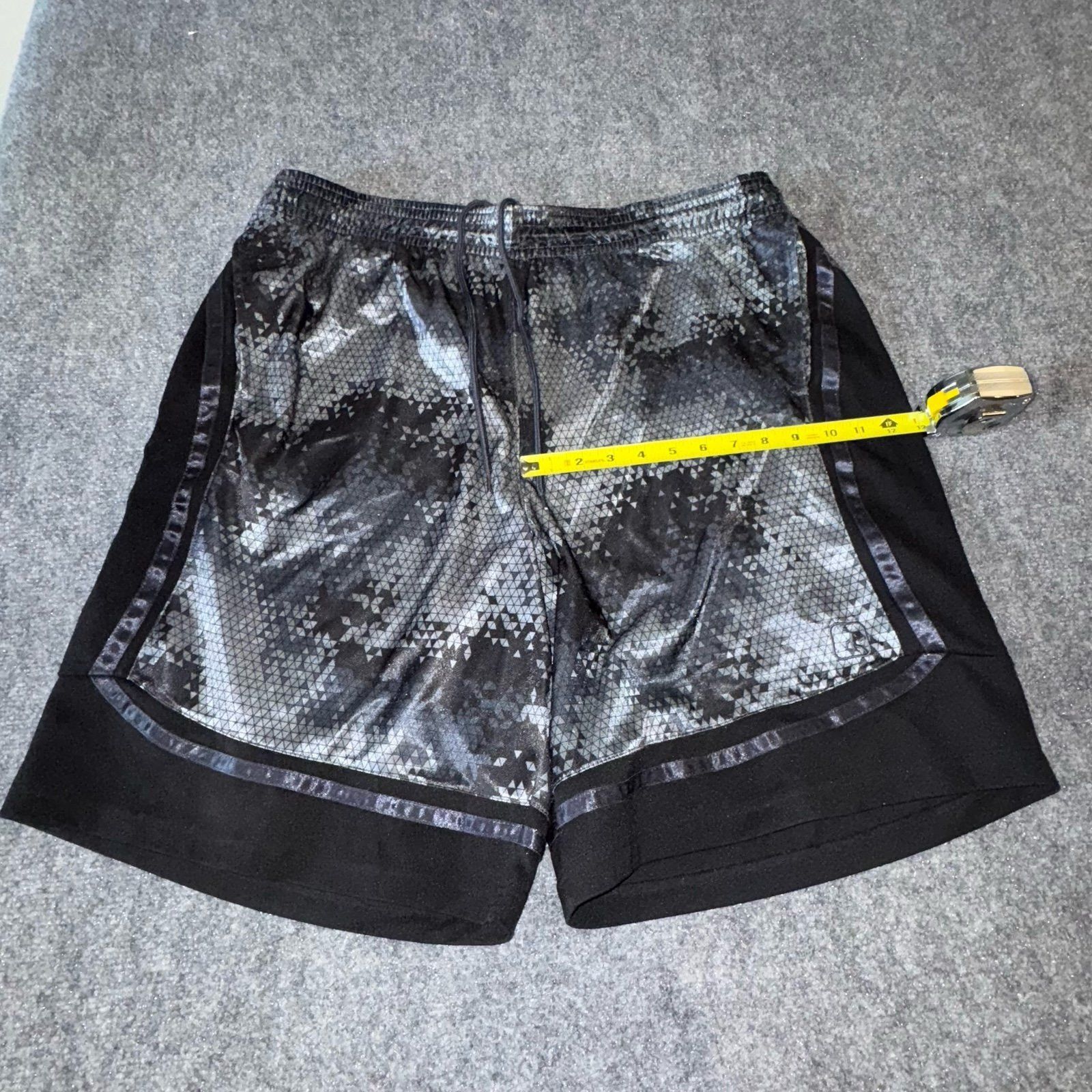 JW Anderson AND1 Grail Multicolor Dazzle Baggy Hoop Shorts Mens 2XL Rare Size US 40 / EU 56 - 7 Thumbnail