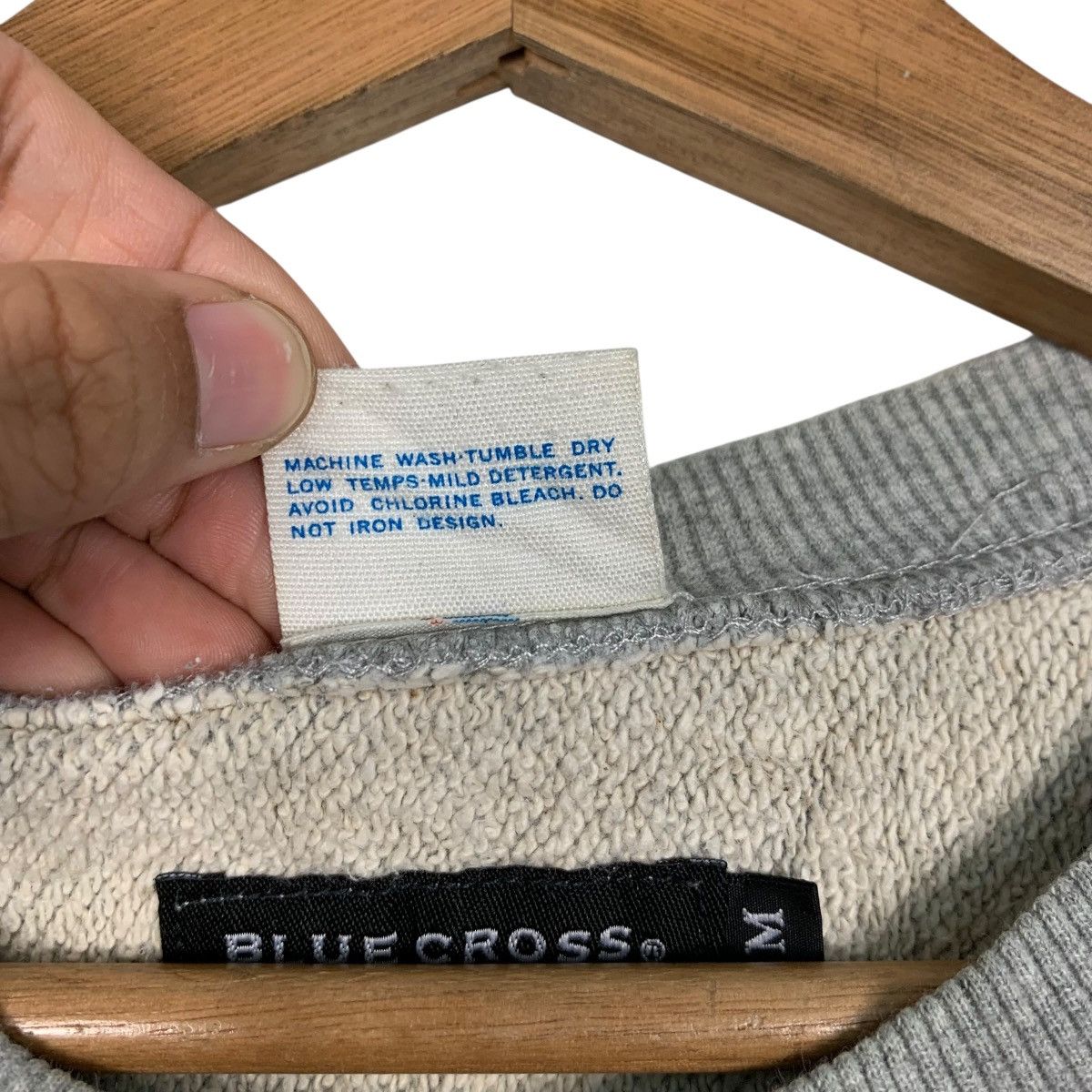 Champion CHAMPION BLUE CROSS Big Logo Crewneck Sweatshirt #2949-C133 Size US M / EU 48-50 / 2 - 10 Thumbnail