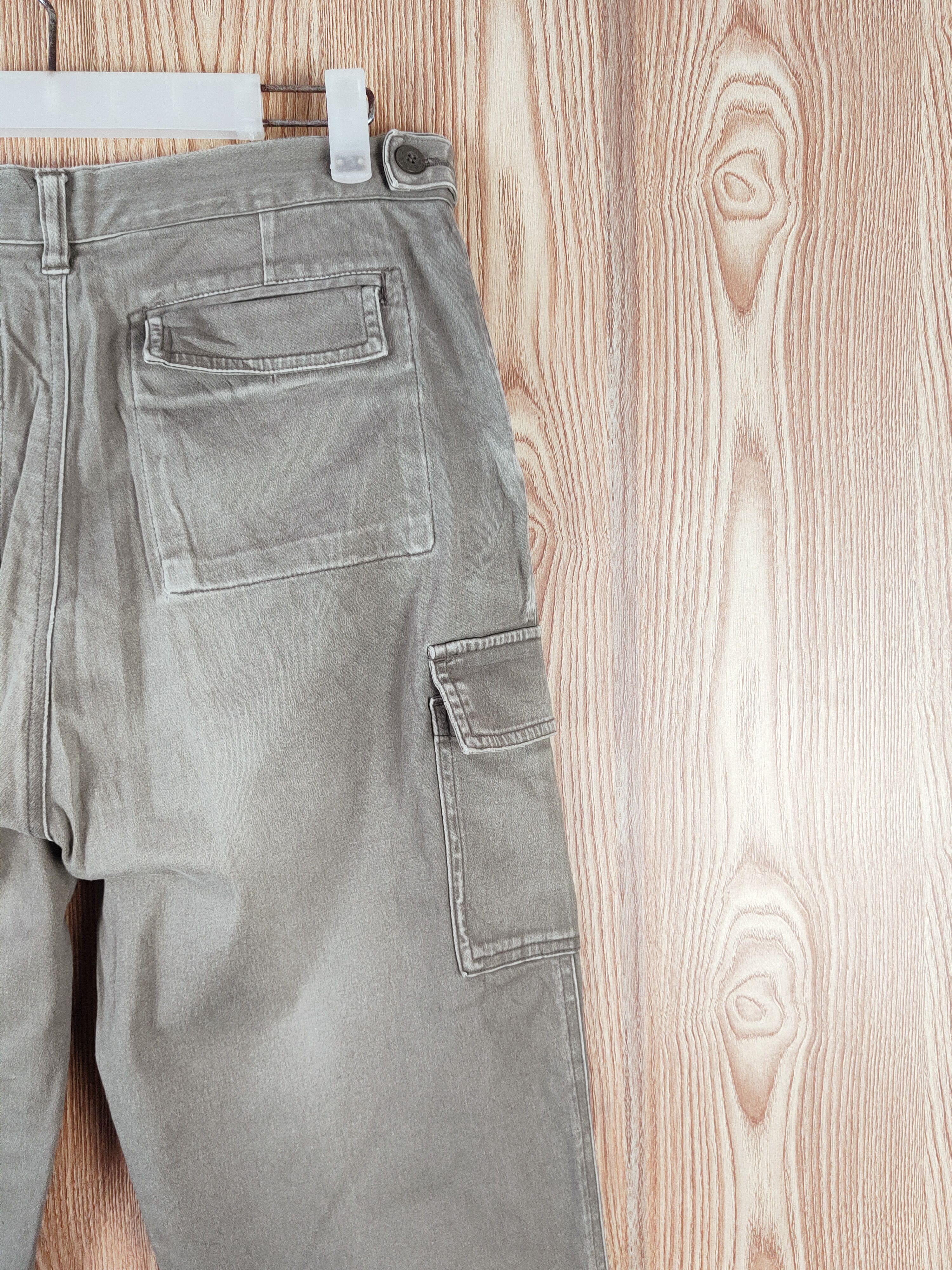 Japanese Brand Livre Claire Green Faded Multipocket Cargo Pants #W98 Size US 31 - 10 Thumbnail