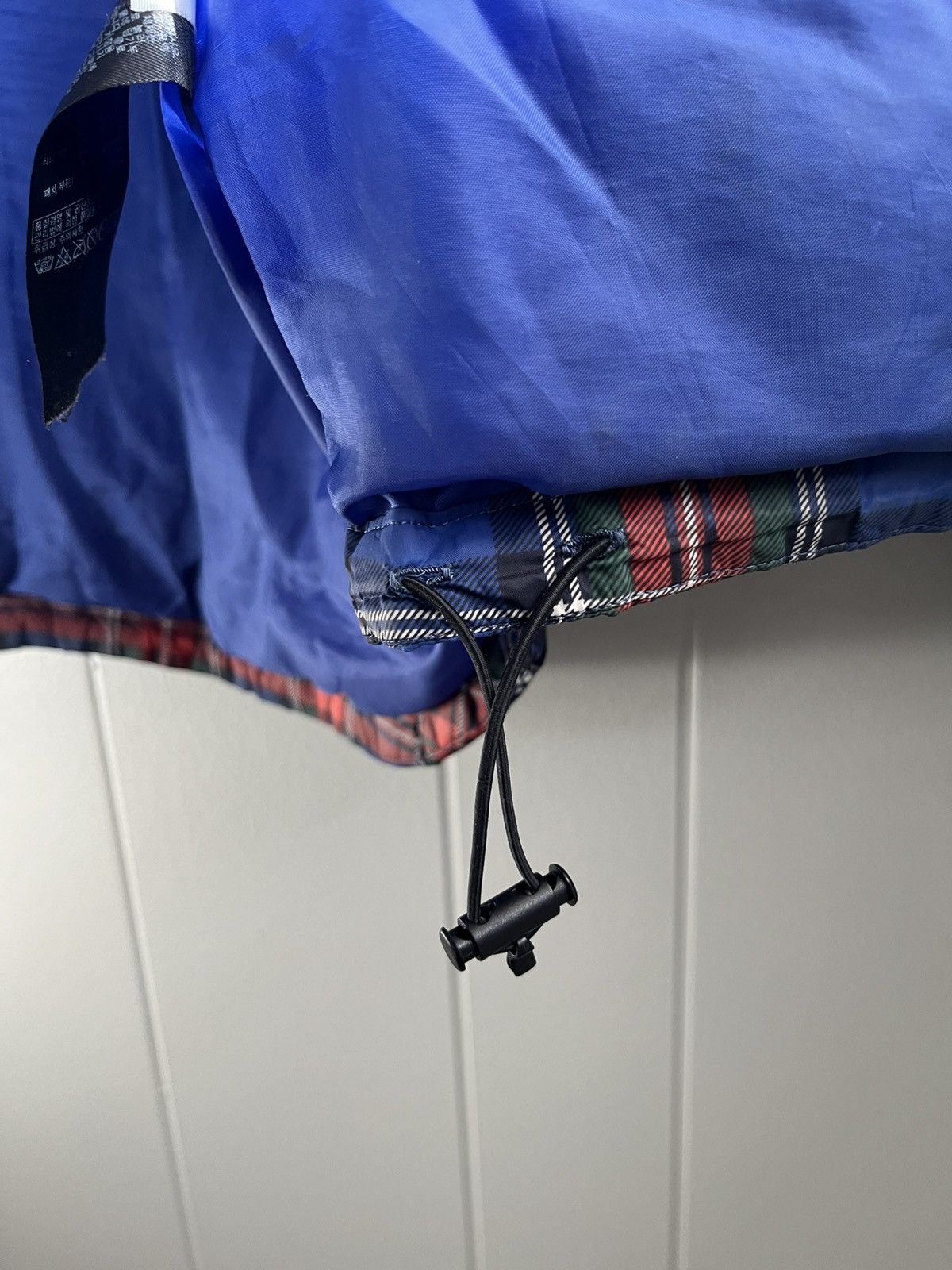 JW Anderson × Uniqlo J.W. Anderson x Uniqlo Scottish Plaid Down Jacket Size US L / EU 52-54 / 3 - 6 Thumbnail
