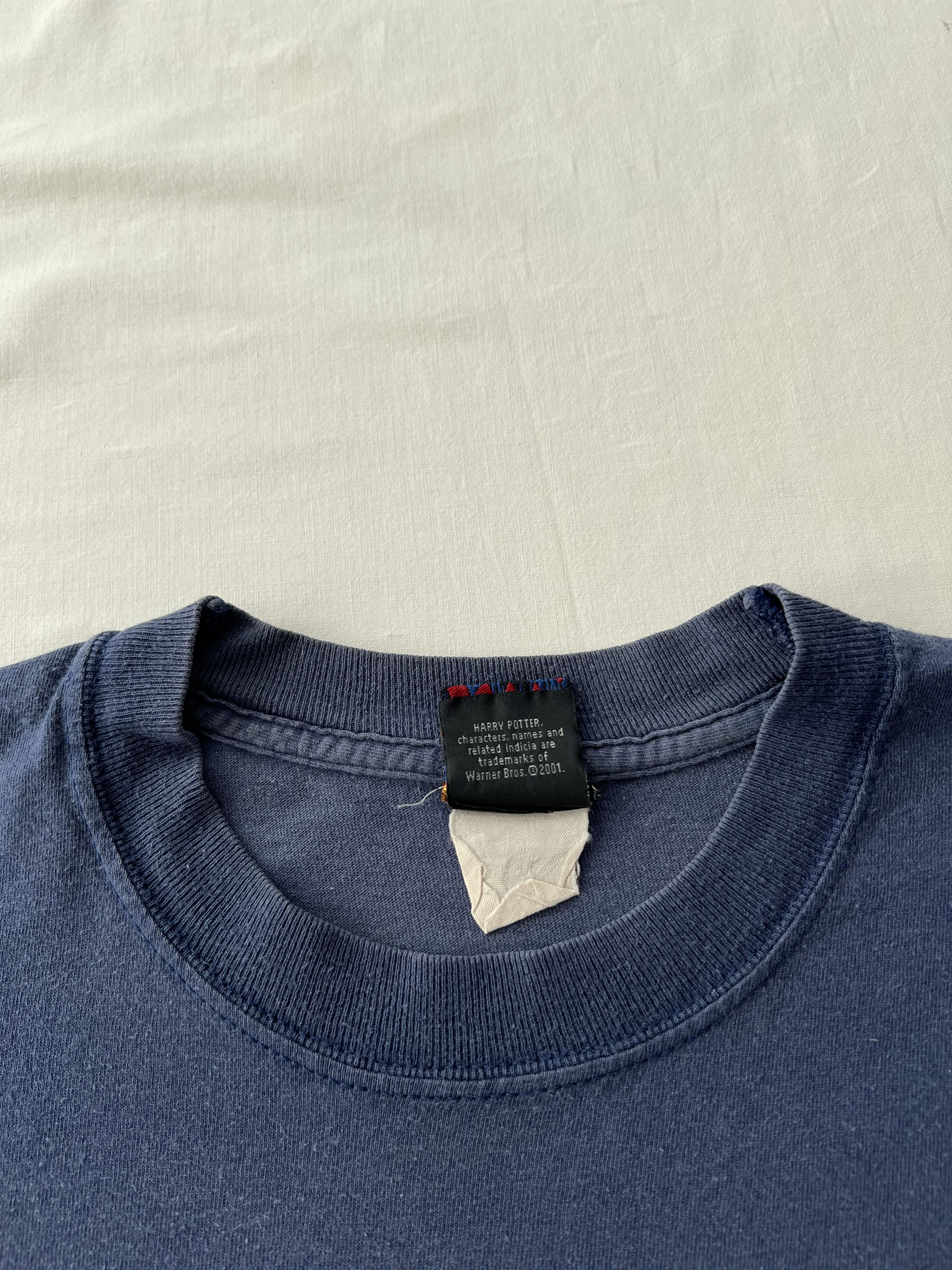 Vintage Vintage 2001 Harry Potter Warner Bros Movie T-shirt Size US M / EU 48-50 / 2 - 12 Thumbnail