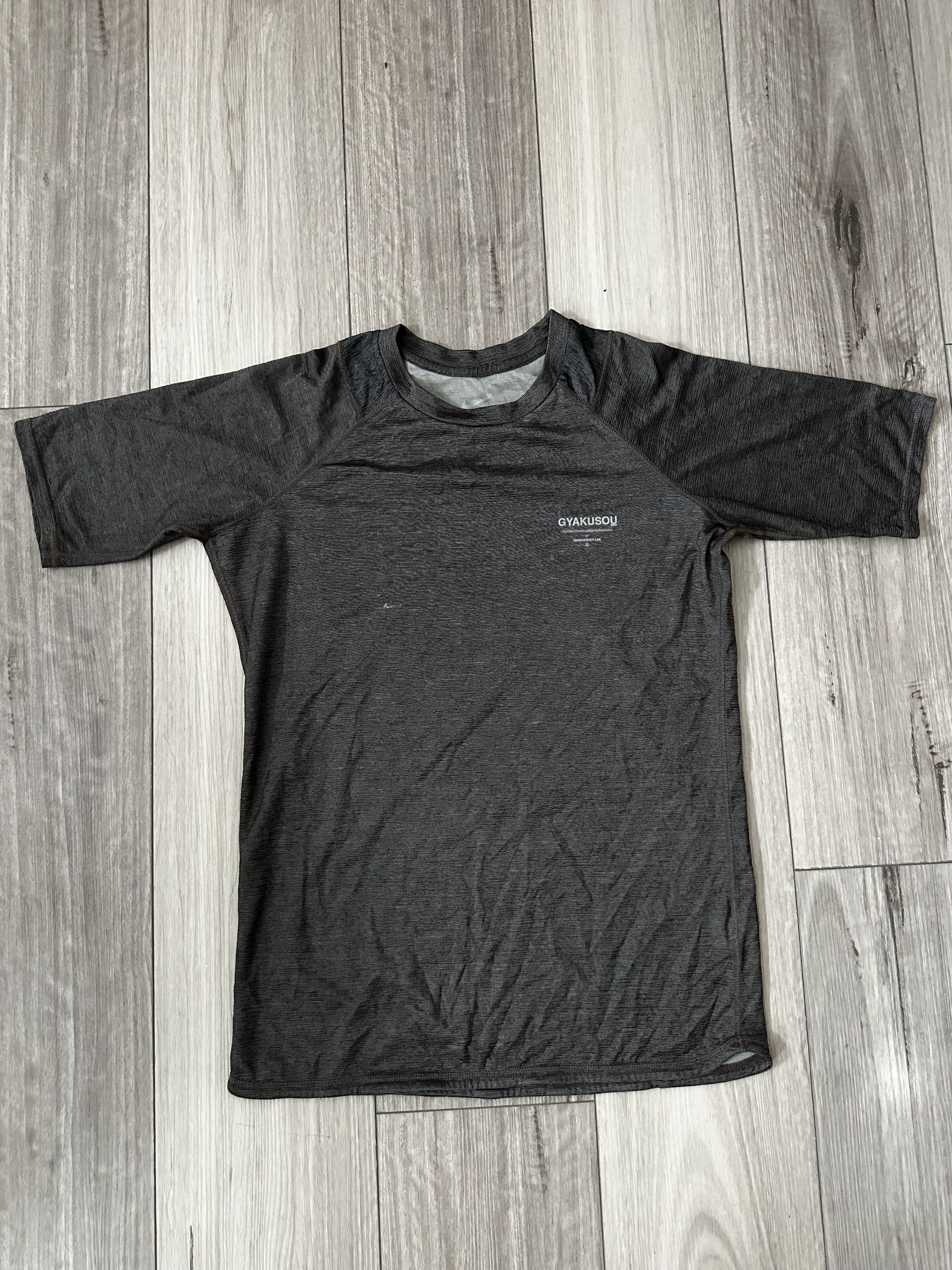Nike × Undercover Nike x Undercover Gyakusou FW 2011 Textured Pattern T-Shirt Size US L / EU 52-54 / 3 - 2 Thumbnail