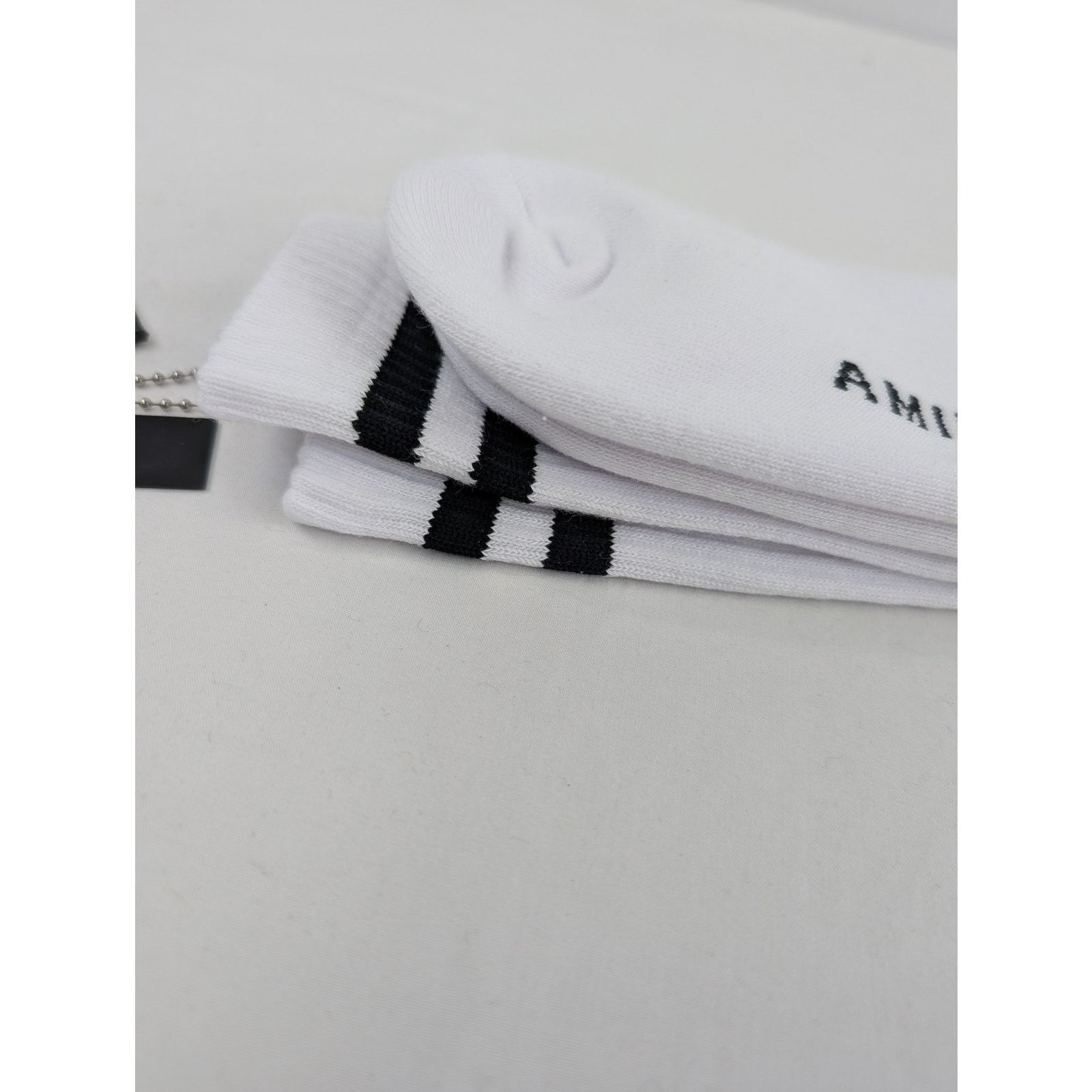 Amiri o1rshd1 Q:2 / Size: 45-46 / Amiri Varsity Script Socks Size ONE SIZE - 11 Thumbnail