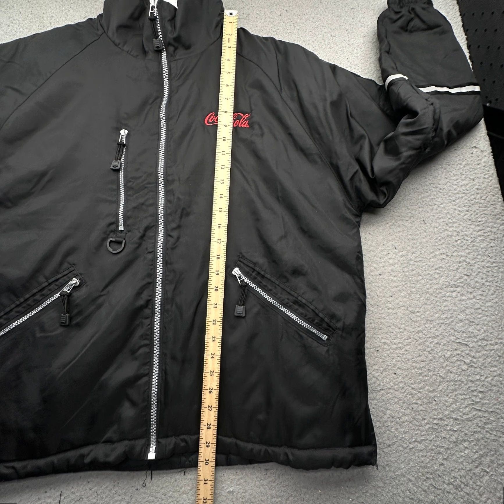 Vintage VINTAGE Tri-Mountain Coca Cola Nylon Quilt Lined Work Jacket Mens XL Reflective Black Jacket Size US XL / EU 56 / 4 - 5 Thumbnail