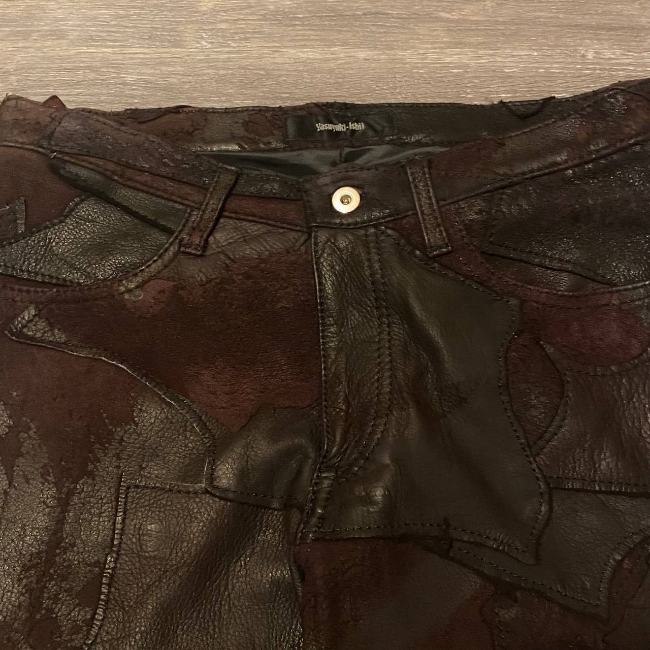 Yasuyuki Ishii Yasuyuki Ishii 1-of-1 Dark Red Leather Patchwork Pants Size US 32 / EU 48 - 2 Thumbnail