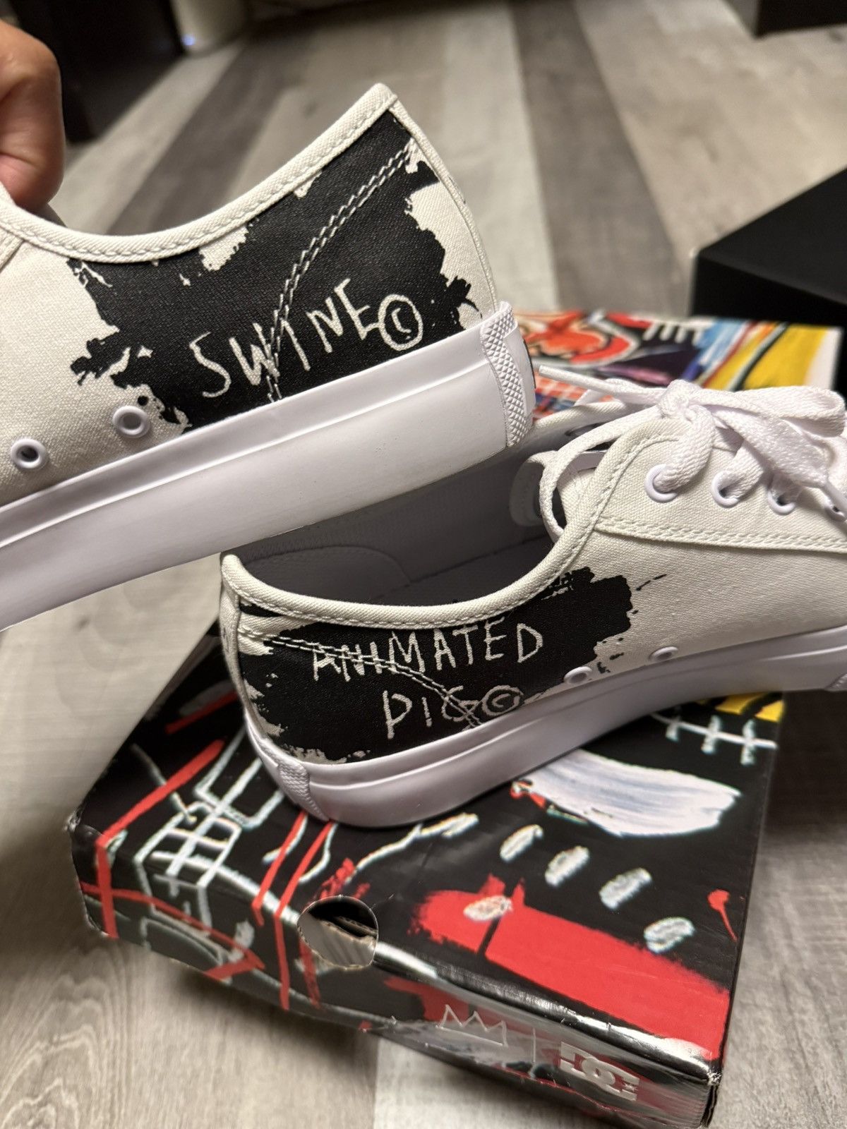 DC DC Shoes x Basquiat Manual Sz 9 – Limited Edition Size US 9 / EU 42 - 3 Thumbnail