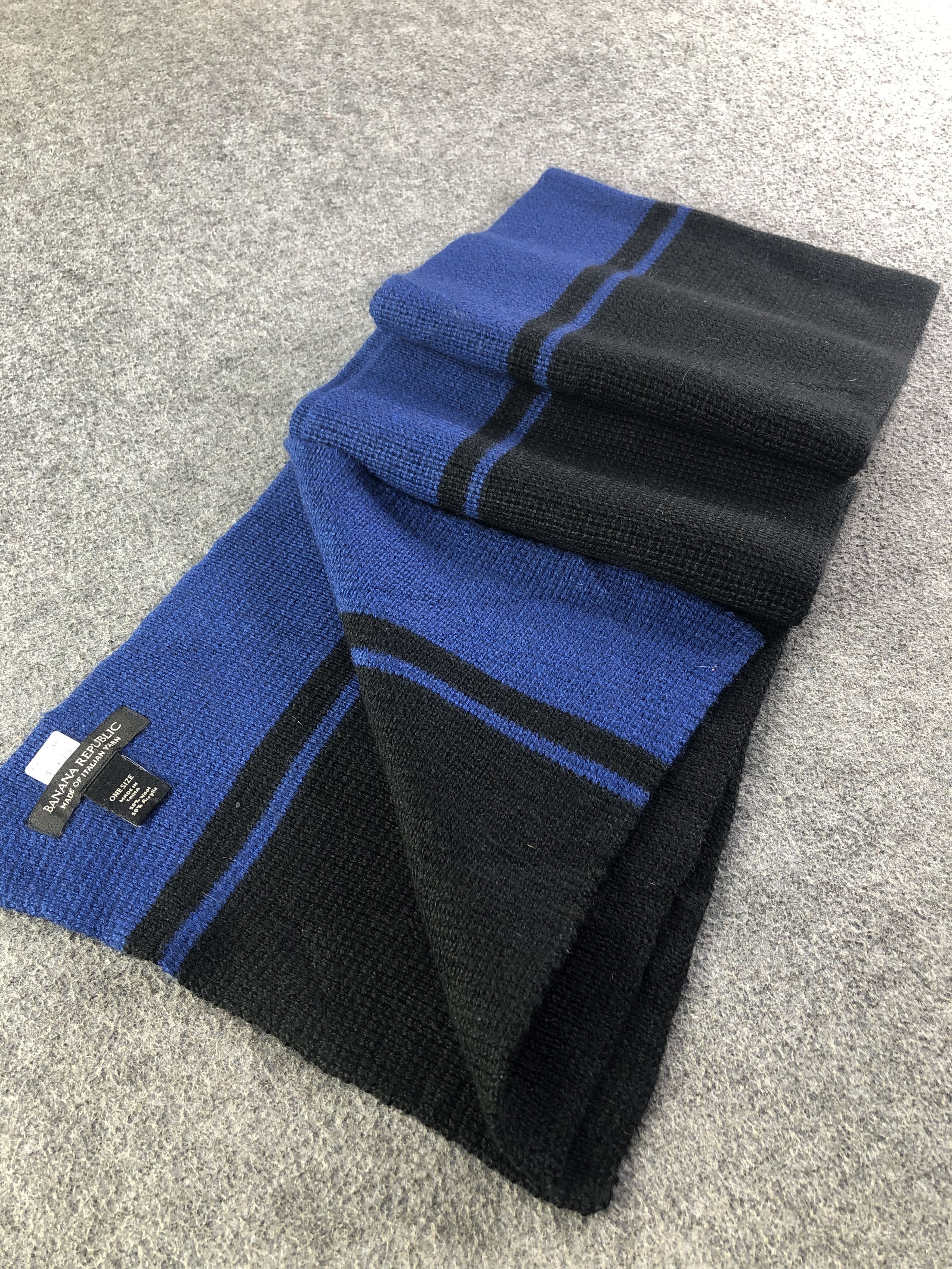 Banana Republic Banana Republic Scarf / Muffler / Neckwear Size ONE SIZE - 2 Thumbnail