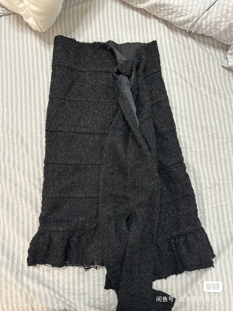 Comme Des Garcons size M Skirt
