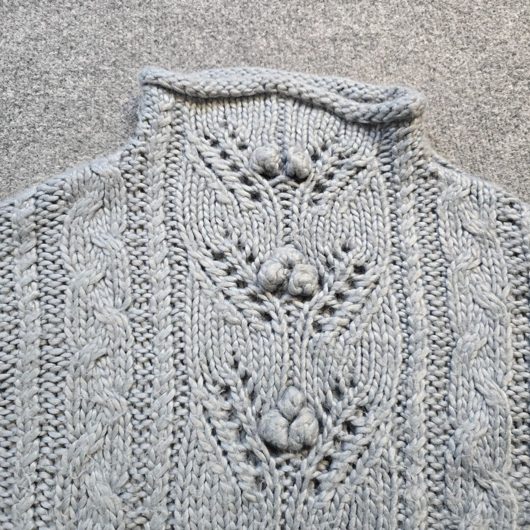 Express VINTAGE Express Sweater Womens XL Gray Wool Blend Cable Knit Fisherman Pullover Womens Size XL / US 12-14 / IT 48-50 - 2 Thumbnail