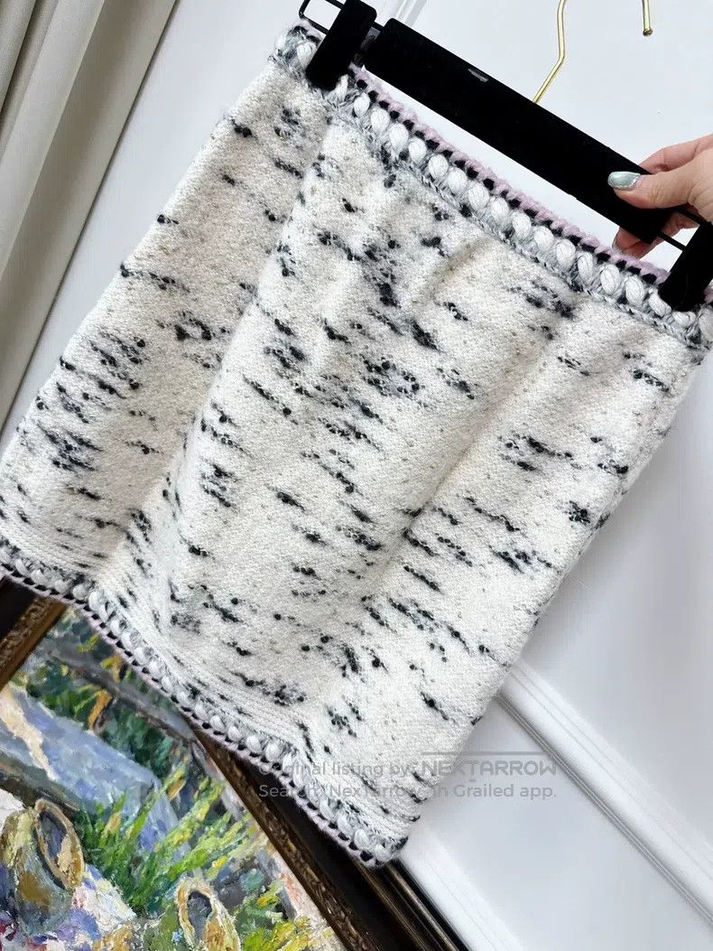 Chanel Chanel 21A Castle Series Cow Spotted Cashmere Knitted Skir Size 24" / US 00 / IT 34 - 3 Thumbnail