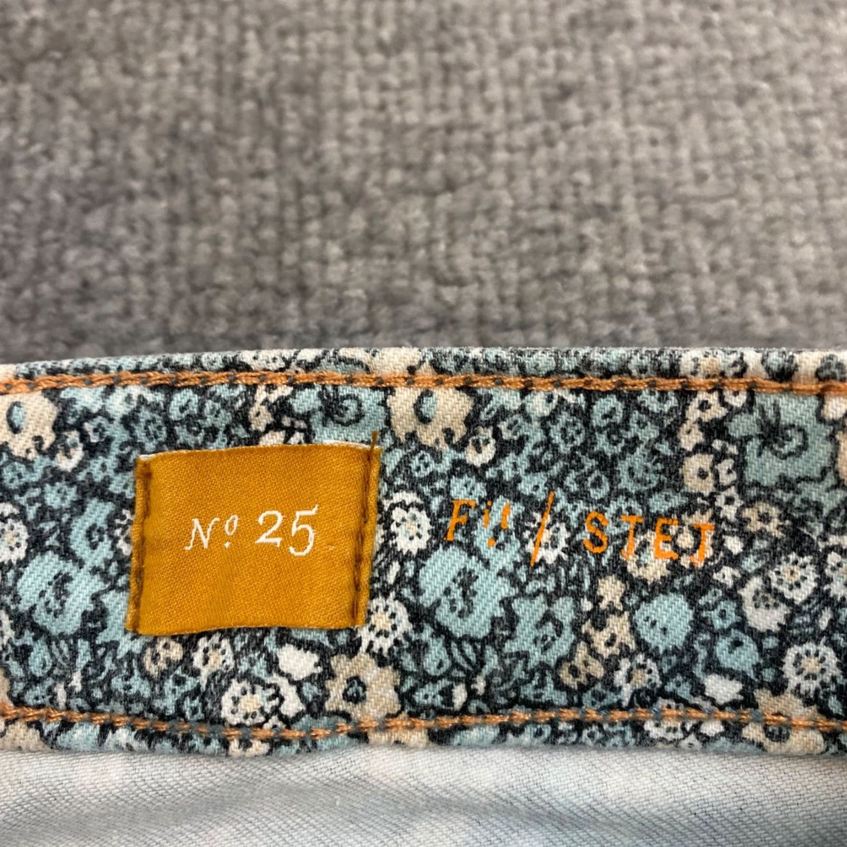 Vintage VINTAGE Pilcro Skinny Jeans Women’s 25x25 Floral Cotton Spandex Crop Slim Blue | 2000s Fall Summer Fashion Size 42" / US 20 - 3 Thumbnail