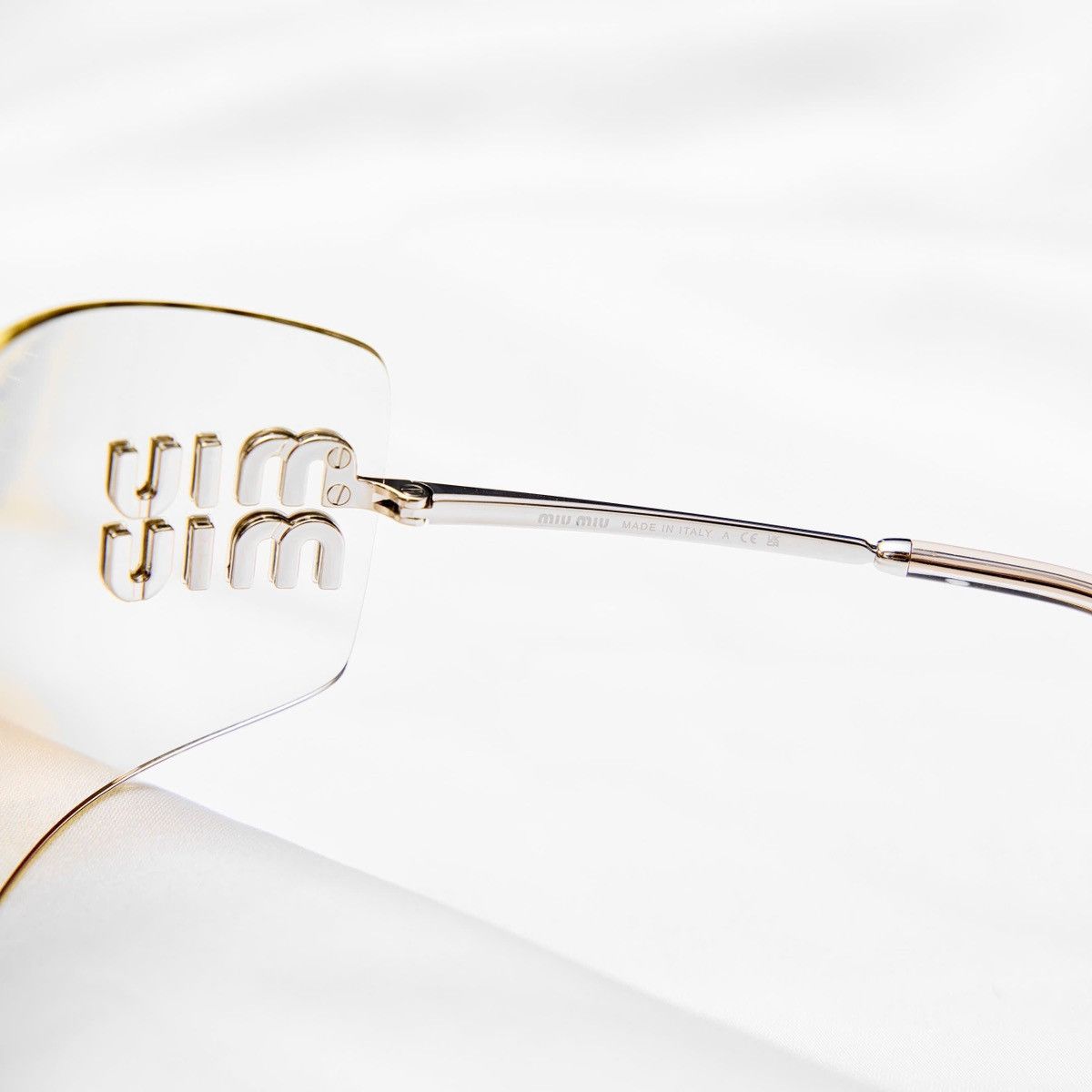 Miu Miu MIU MIU 0MU 54YS 1BC10F SUNGLASSES Size ONE SIZE - 4 Thumbnail