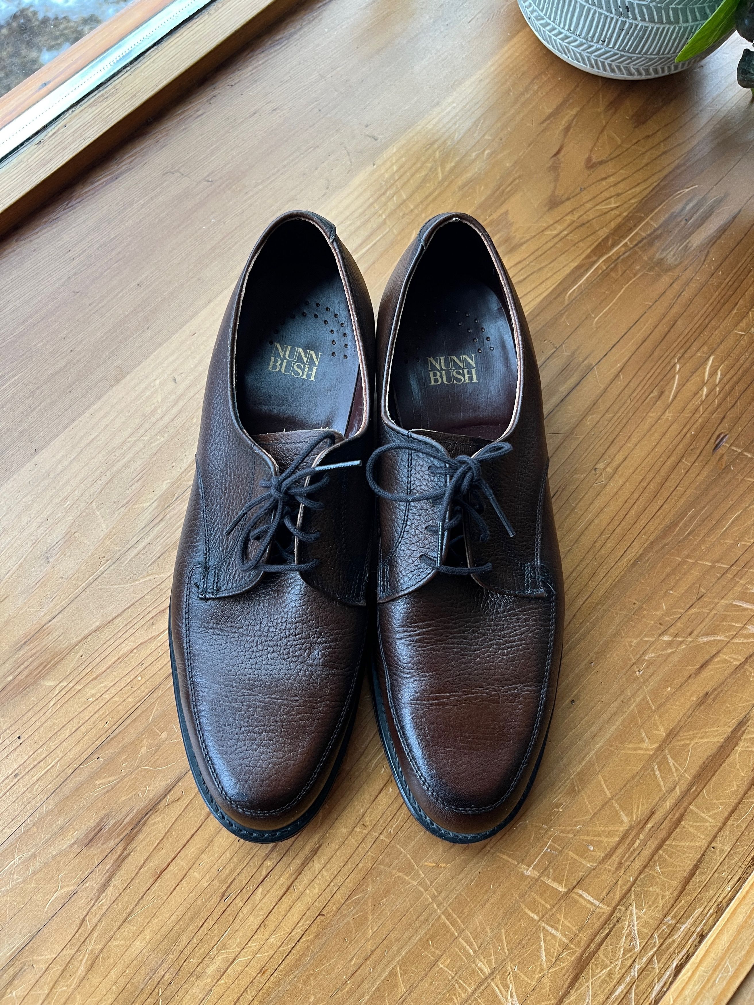 Nunn Bush Nunn Bush Pebbled Brown Oxfords Size US 10.5 / EU 43-44 - 1 Thumbnail