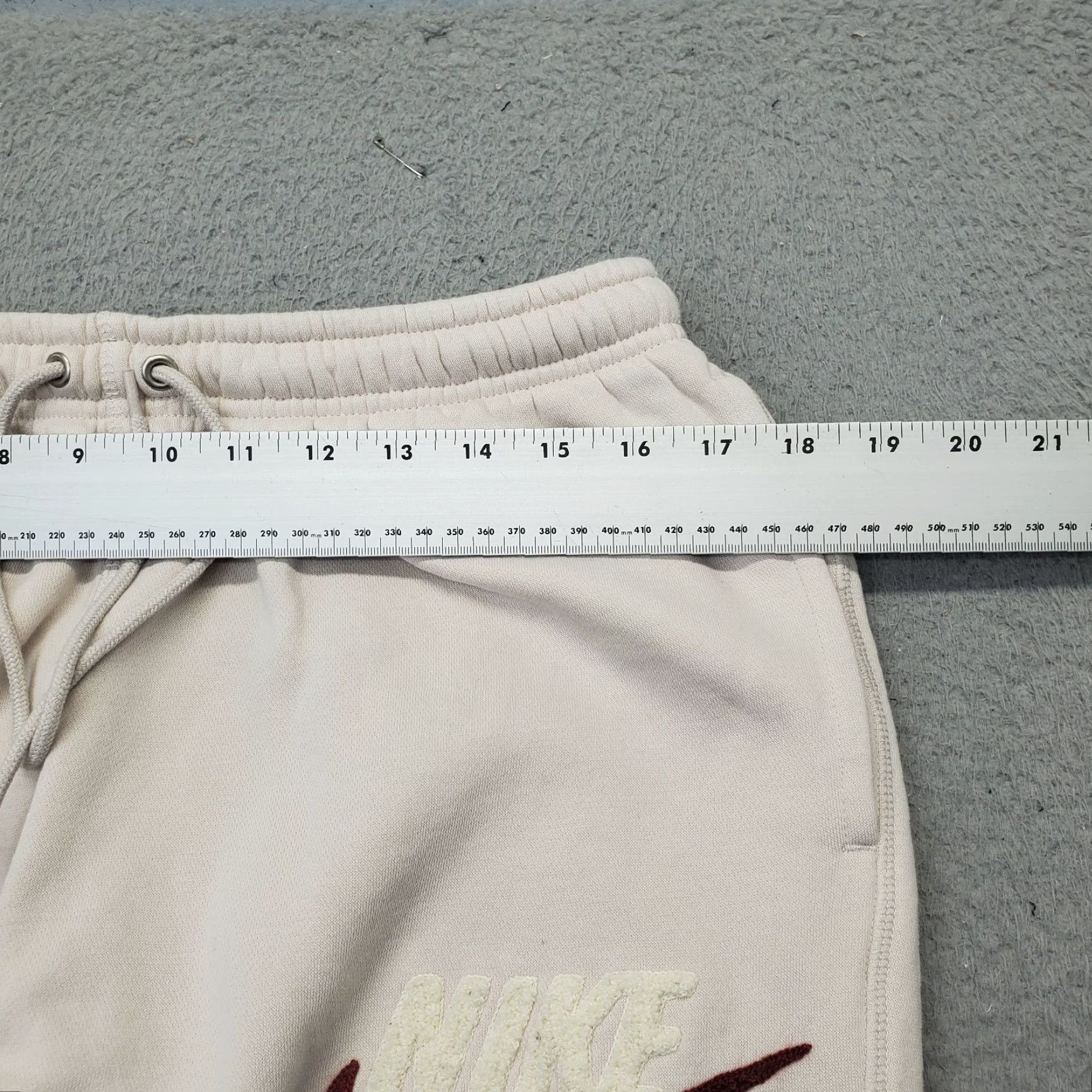 Nike Nike Sportswear Club Joggers Womens M Tan - Pants, Athletic, Fleece Lined, Swoosh Logo, Casual Activewear, 27" Inseam, 37" Outseam Size 32" / US 10 / IT 46 - 6 Thumbnail