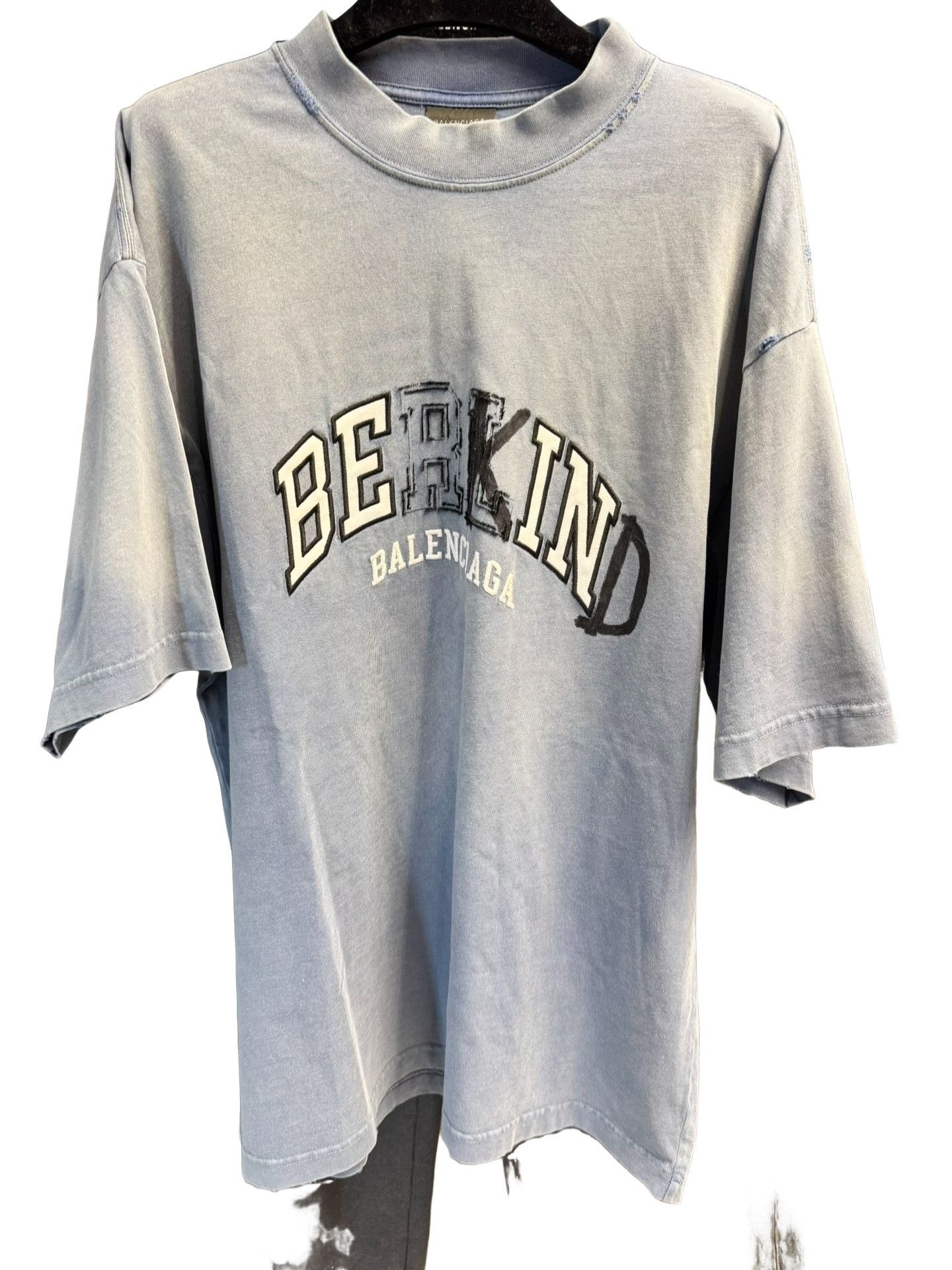 Balenciaga Balenciaga Be Kind Washed T-Shirt Size XS Size US XS / EU 42 / 0 - 1 Thumbnail