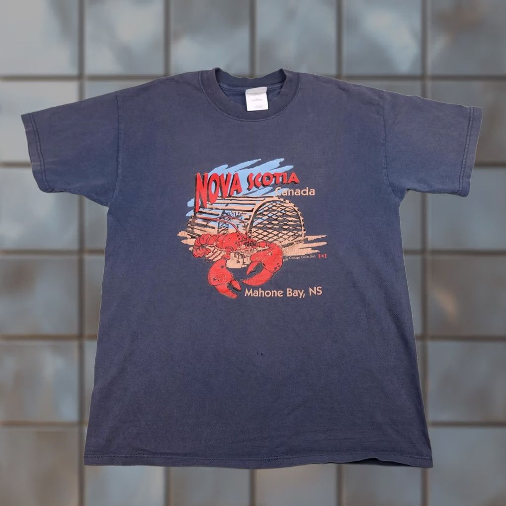 Gildan Vintage Gildan T-Shirt Mens Large Blue Lobster Cottage Collection Shirt Size US L / EU 52-54 / 3 - 1 Thumbnail