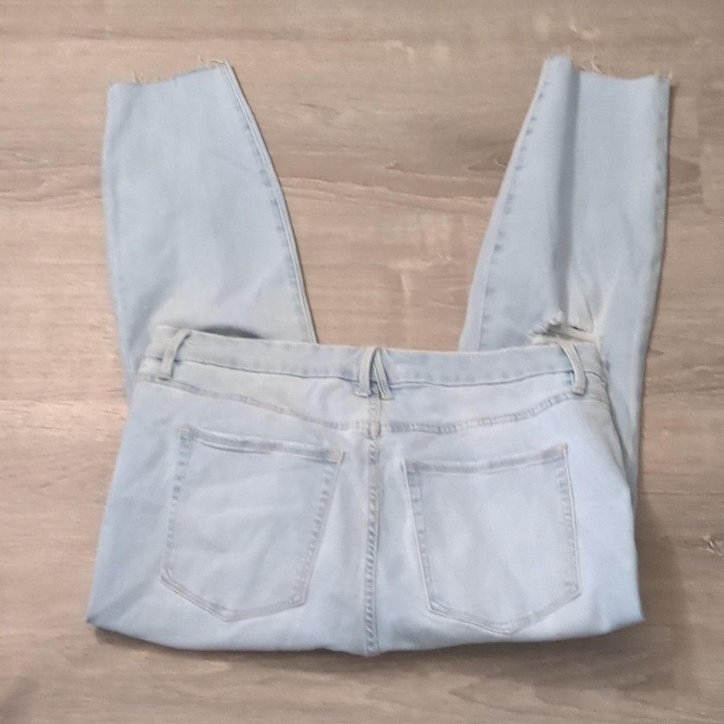 Good American Good American Good Waist distressed Skinny Cropped Jean sz18 Size 40" / US 18 - 6 Thumbnail