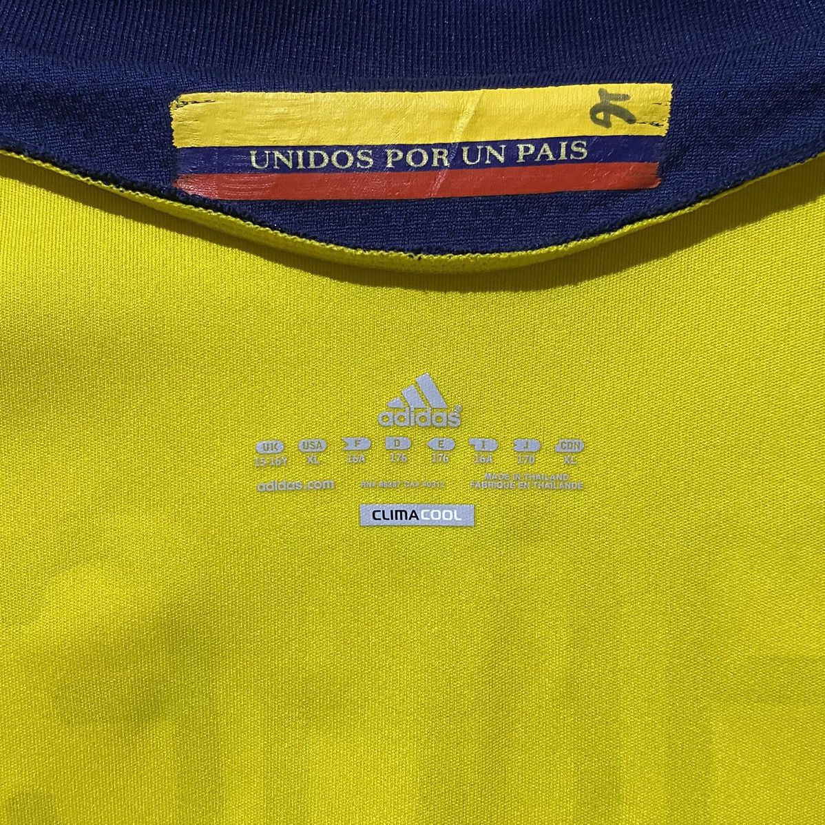 Adidas Colombia 2011-2013 Home Jersey James Rodriguez Size US S / EU 44-46 / 1 - 5 Thumbnail