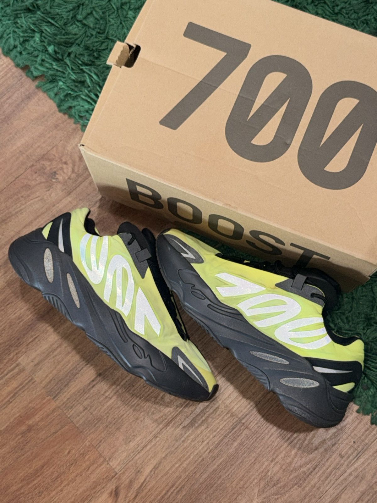 Yeezy Yeezy Boost 700 MNVN “Phosphor” - Size 9M Size US 9 / EU 42 - 2 Thumbnail