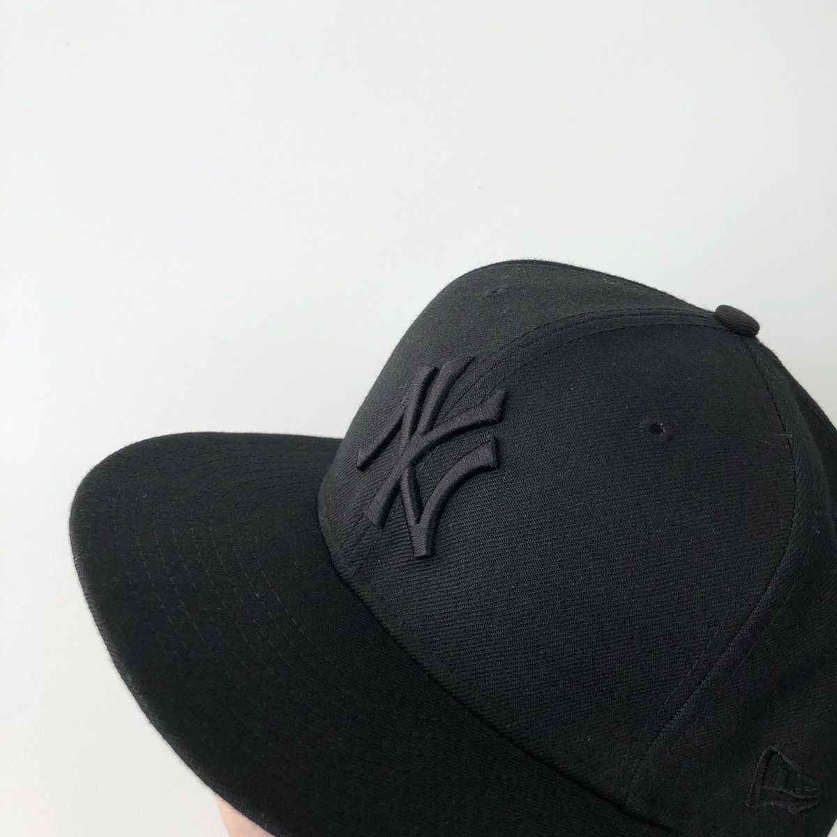 New Era × New York Yankees × Vintage New Era NY Yankees New York Vintage Wool Snapback Cap Black Size ONE SIZE - 6 Thumbnail