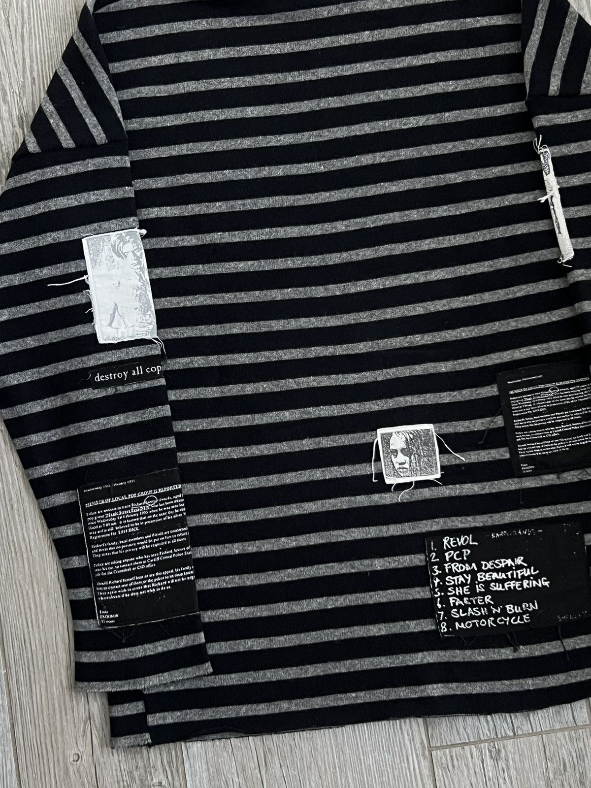 Raf Simons AW2001-2002 Raf Simons Riot Riot Riot Black Patch Turtleneck Size US L / EU 52-54 / 3 - 4 Thumbnail