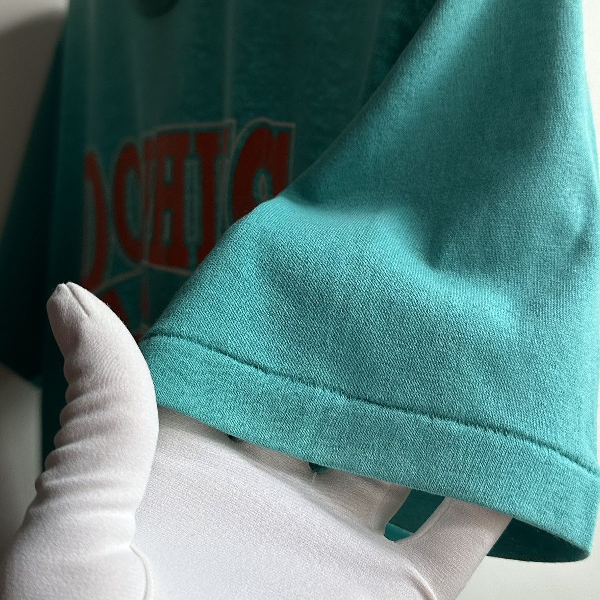 Logo 7 × NFL × Vintage Vintage 90s Miami Dolphins NFL Single Stitch Tee Size US XL / EU 56 / 4 - 9 Thumbnail
