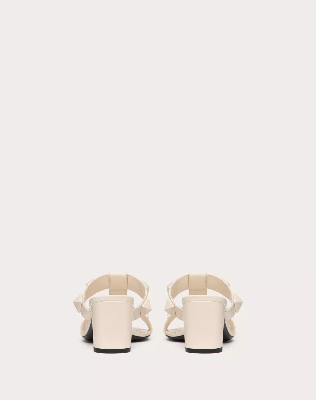 Valentino o1s1wg110625 Roman Stud Slide Sandal in White Size US 7.5 / IT 37.5 - 3 Thumbnail