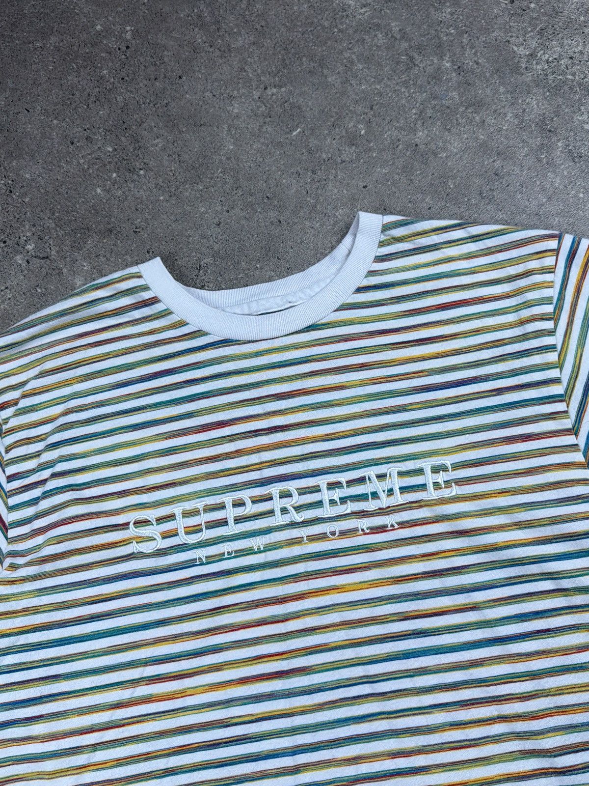 Supreme Supreme Static Tee White stripe multicoloured Size US M / EU 48-50 / 2 - 2 Thumbnail