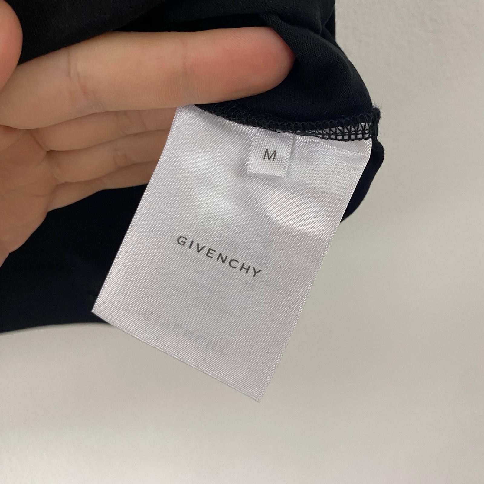 Givenchy Black and Yellow Embroidered Star Logo Oversized T-Shirt Size US M / EU 48-50 / 2 - 7 Thumbnail
