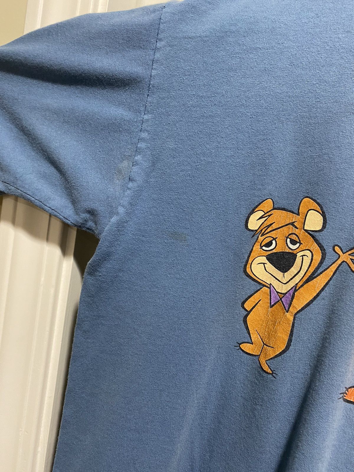 Cartoon Network × Vintage Vintage 90s Yogi Bear Stanley Desantis Tee Size US XL / EU 56 / 4 - 6 Thumbnail
