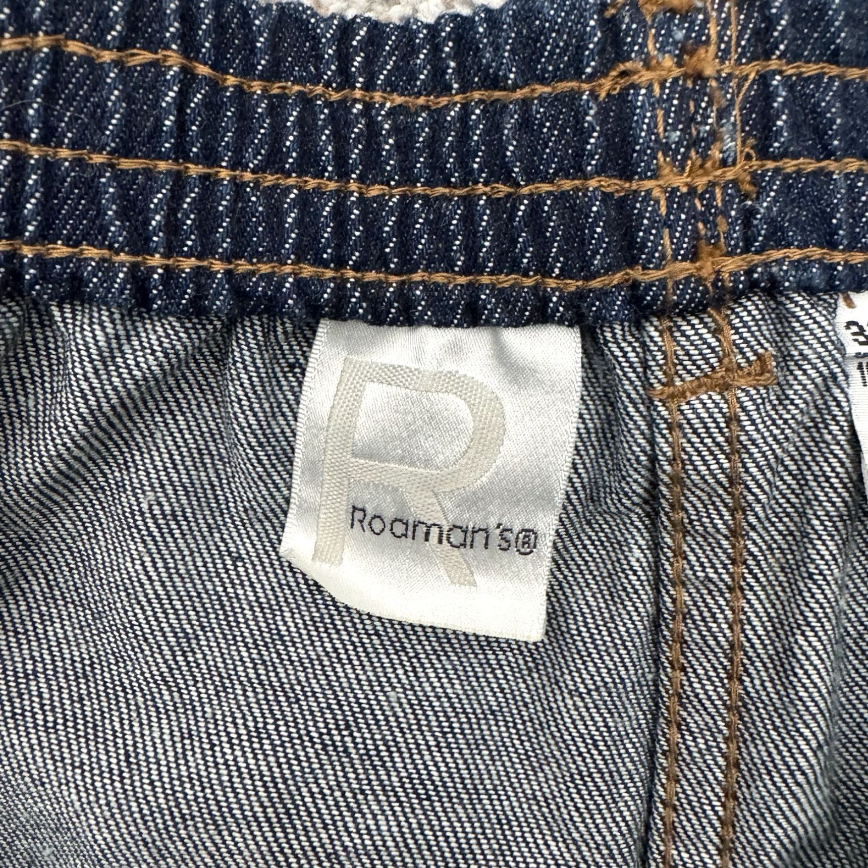 Vintage VINTAGE Denim Jeans Womens 36WP Capri Relaxed Dark Wash Lagenlook Casual 2010s Roaman's Womens Jeans 36W Plus Size Blue Denim Size 25" / US 0 / IT 36 - 7 Thumbnail