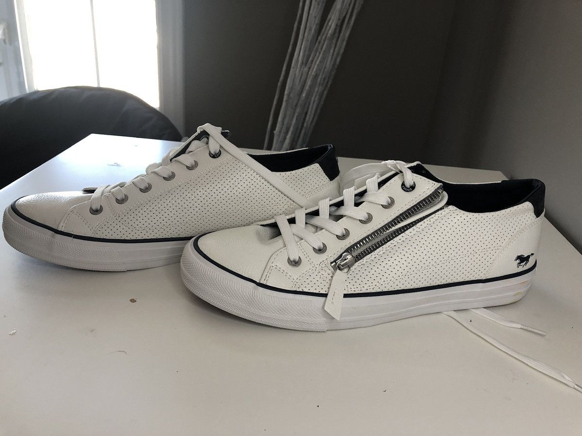 Mustang Mustang White Leather Sneakers Size US 9 / EU 42 - 2 Thumbnail