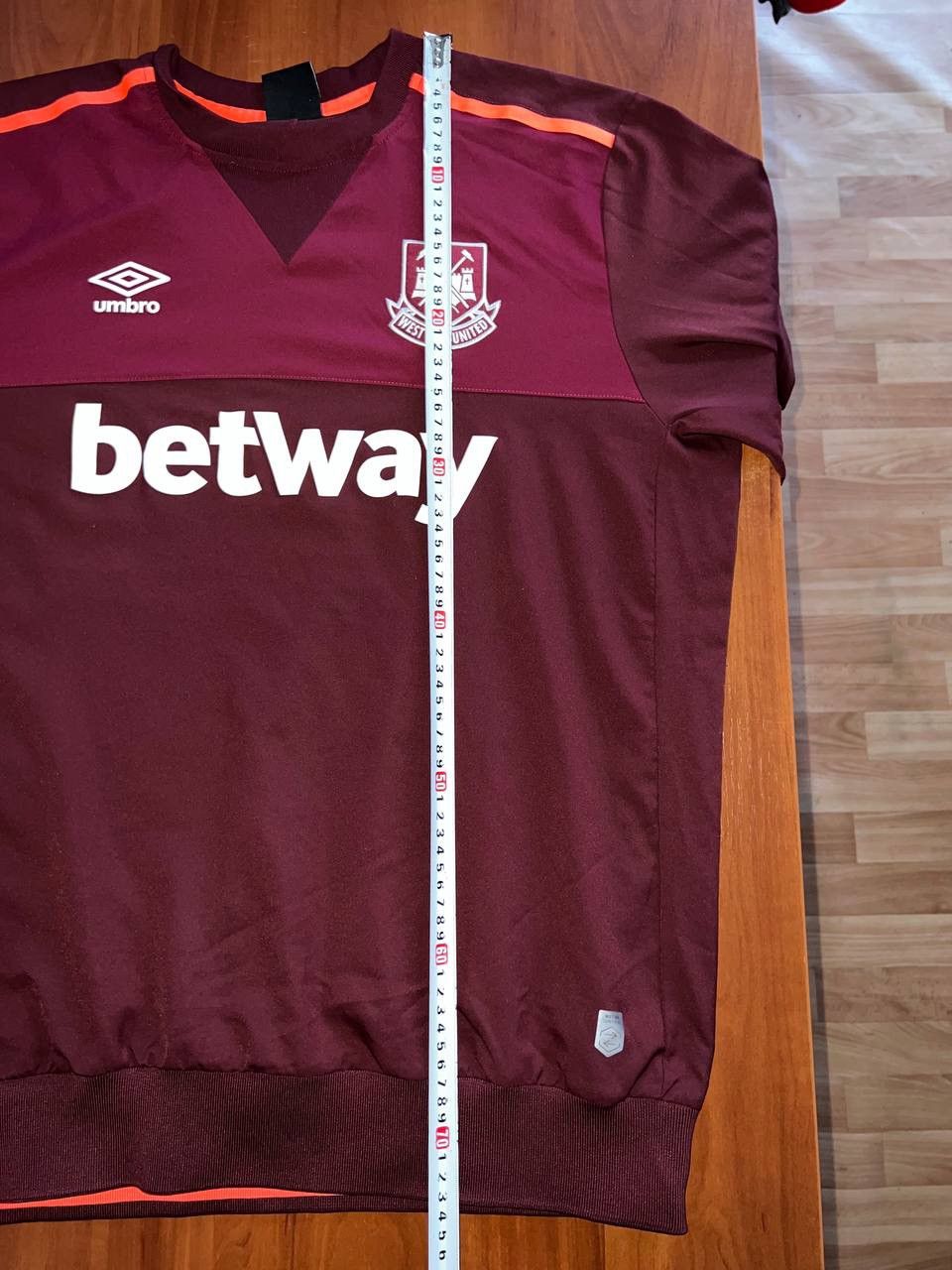 Umbro 2020/21 WEST HAM UNITED TRAINING SOCCER FOOTBALL JACKET SZ L Size US L / EU 52-54 / 3 - 13 Thumbnail