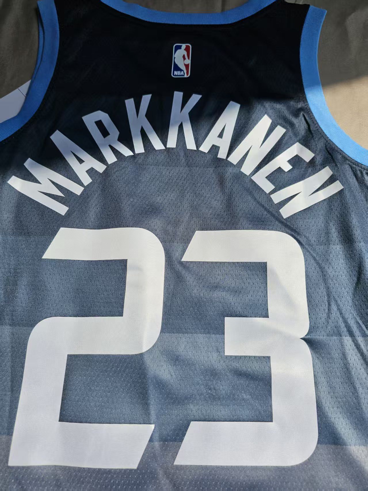 NBA Utah Jazz #23 Lauri Markkanen Jersey Size US XL / EU 56 / 4 - 4 Thumbnail