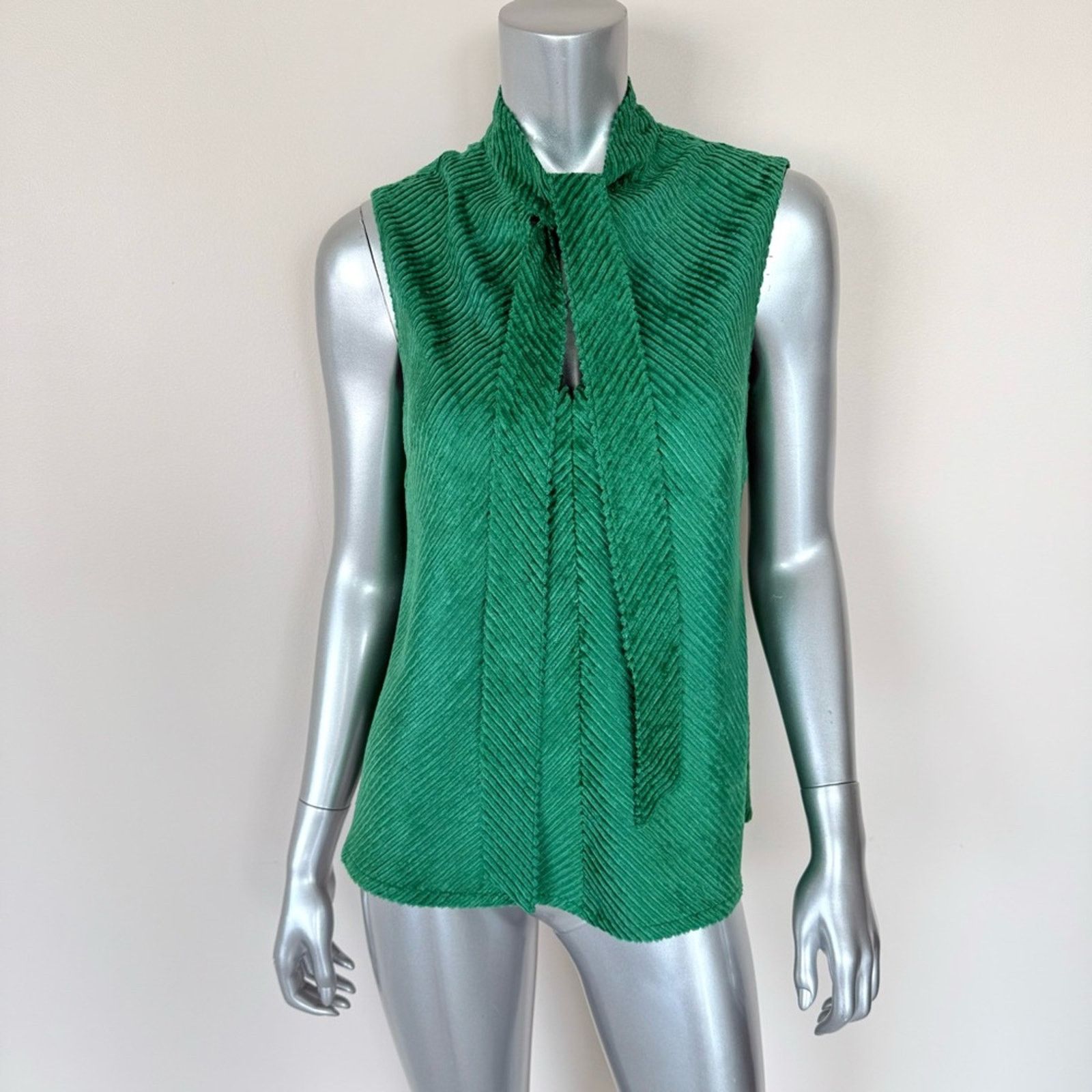 NWT!!! MALIPARMI women top size 42IT or M Retail 309$