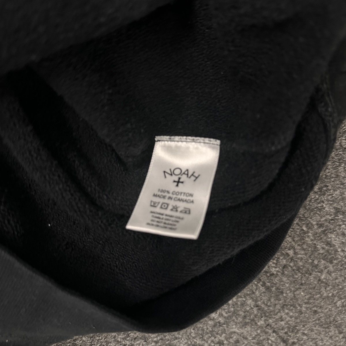 Noah Noah Classic Cotton Core Sweatshirt, Black Size US M / EU 48-50 / 2 - 5 Thumbnail