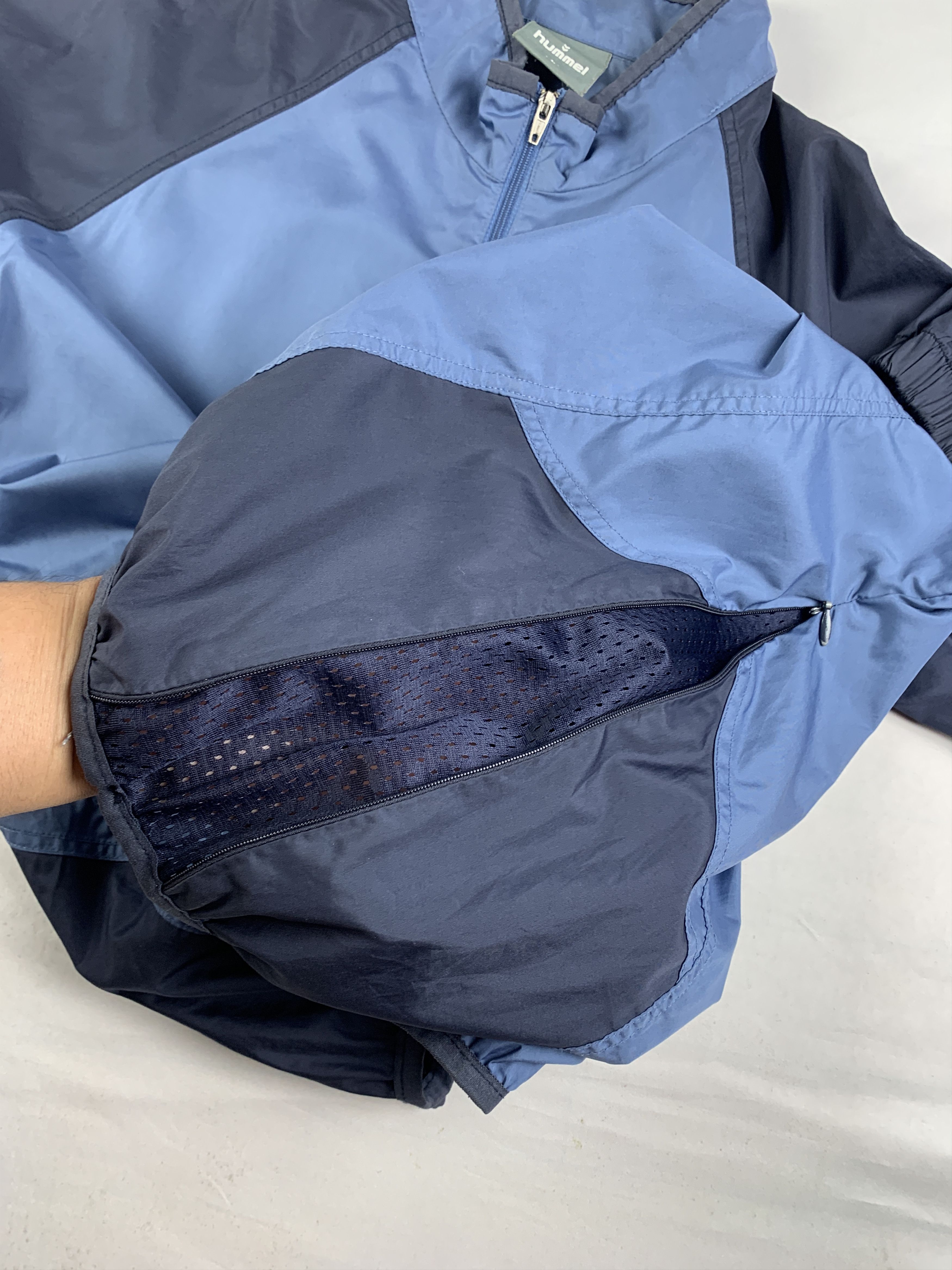Hummel 2000s Hummel Denmark Halfzip Soccer Windbreaker (L) Size US L / EU 52-54 / 3 - 11 Thumbnail