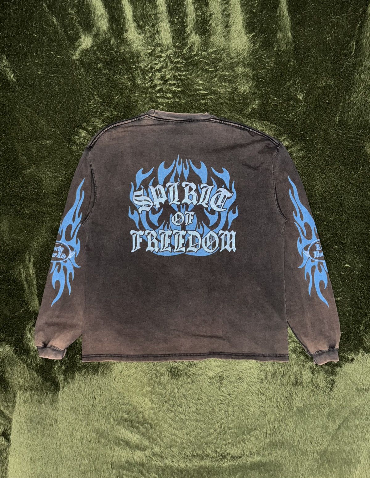 Japanese Brand [M] OUTSTANDING Flame Graphic Vintage-Washed Longsleeve Size US M / EU 48-50 / 2 - 7 Thumbnail