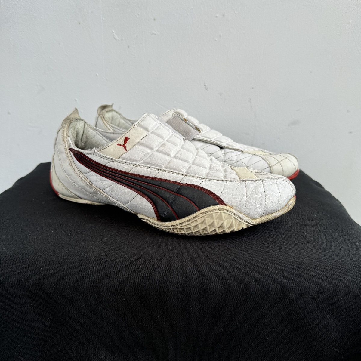 Puma Vintage Puma Speedcat White Low Cut Sneakers Monster Style Size US 7.5 / EU 40-41 - 1 Thumbnail