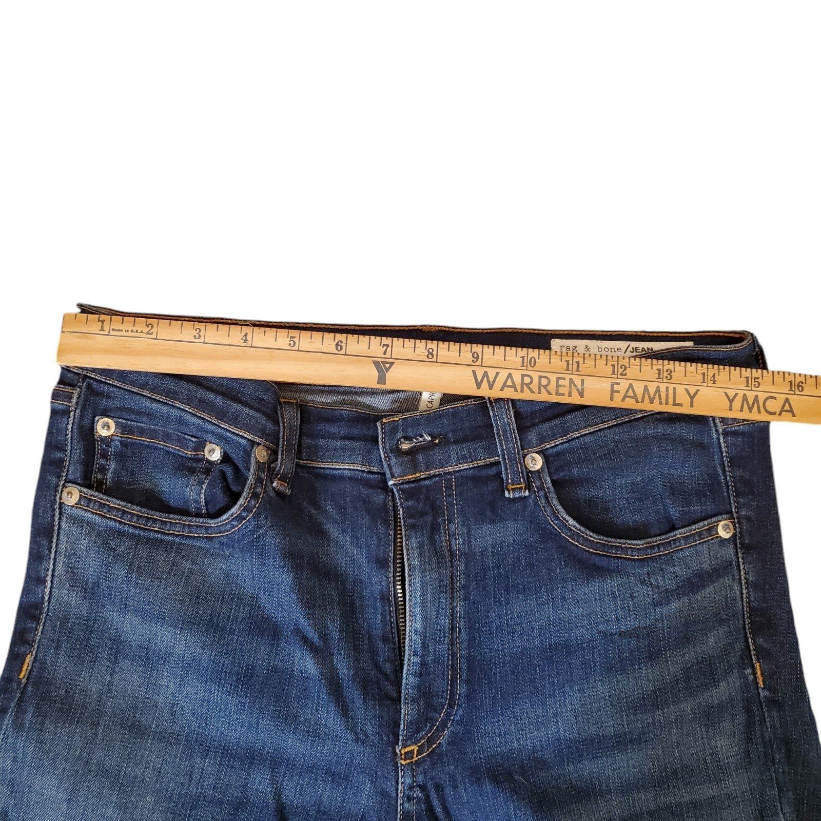 Rag & Bone Rag & bone 10 inch Capri Cropped High Rise Jeans in Stanwix Size 30" / US 8 / IT 44 - 4 Thumbnail