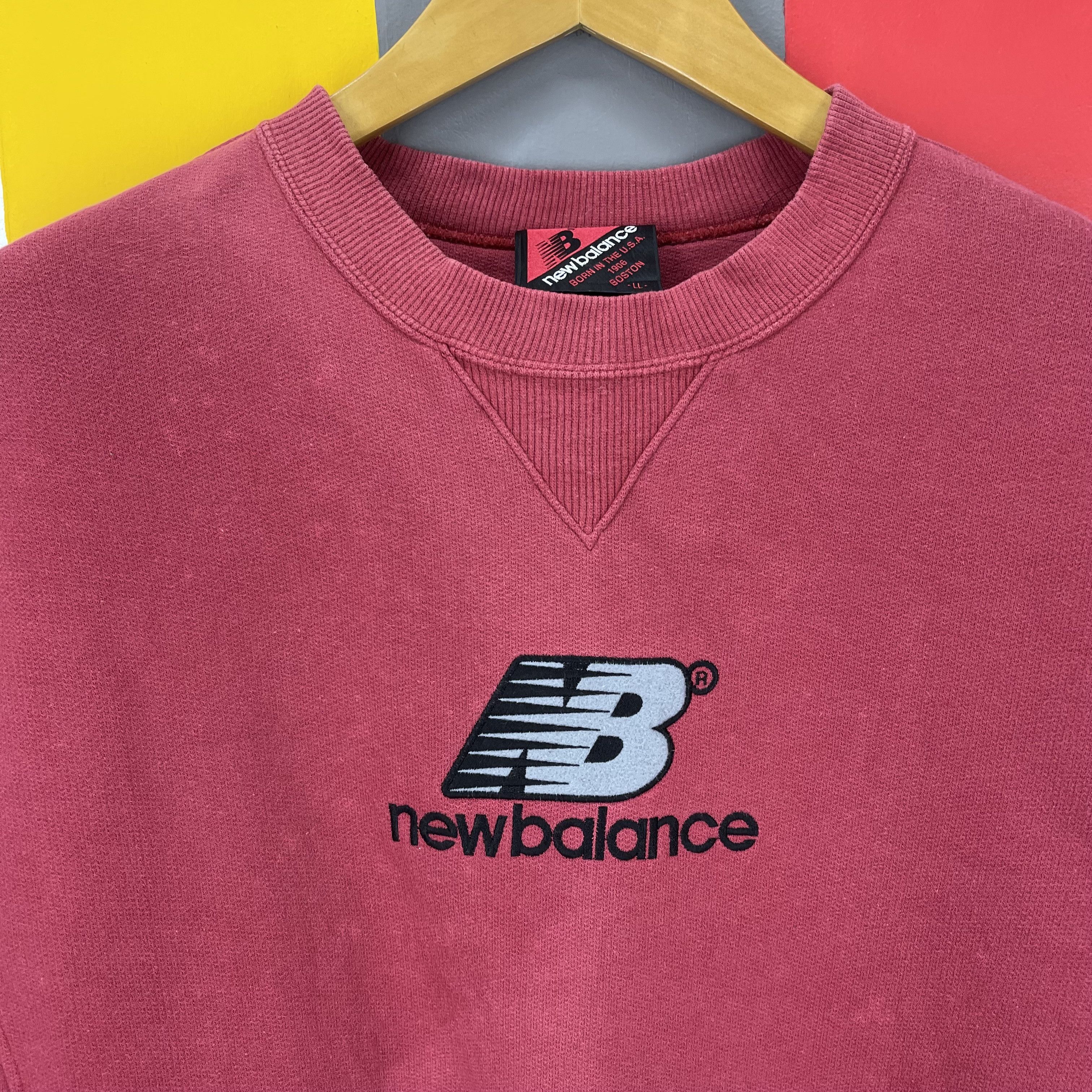 New Balance 80s Vintage NEW BALANCE Crew Neck Sweatshirt #1311/AT Size US L / EU 52-54 / 3 - 2 Thumbnail