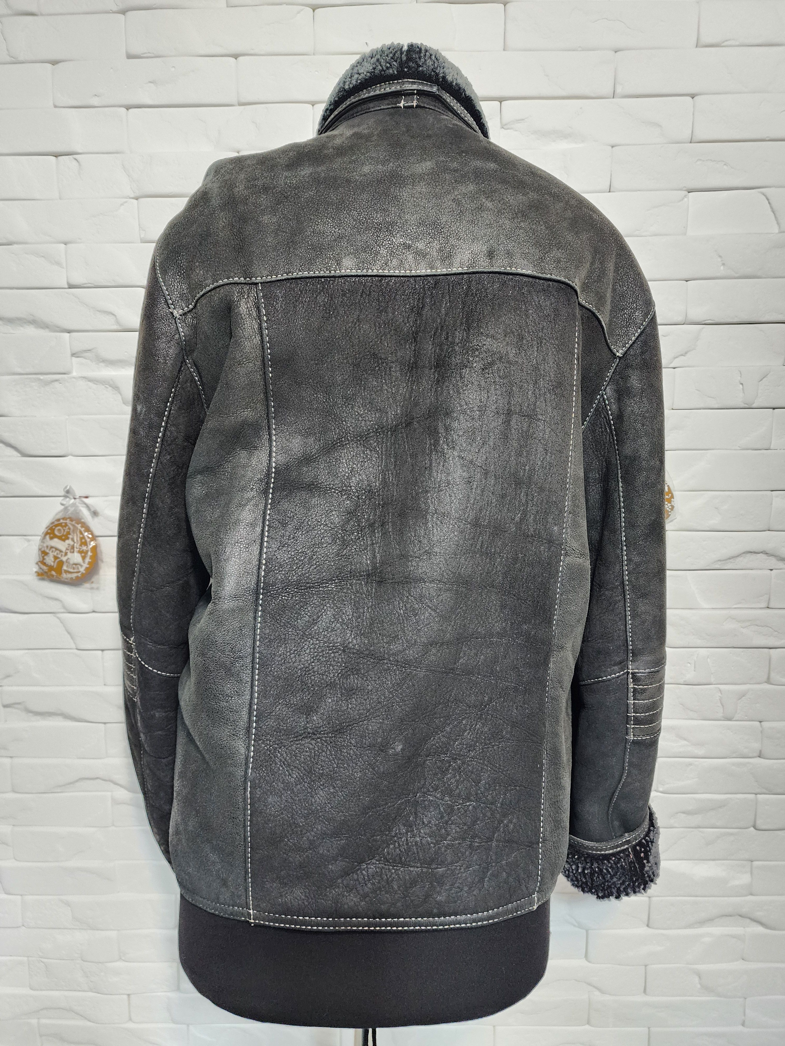 Furla Men's Black Sheepskin Coat: Genuine Fur Jacket with Zipper Size US L / EU 52-54 / 3 - 5 Thumbnail
