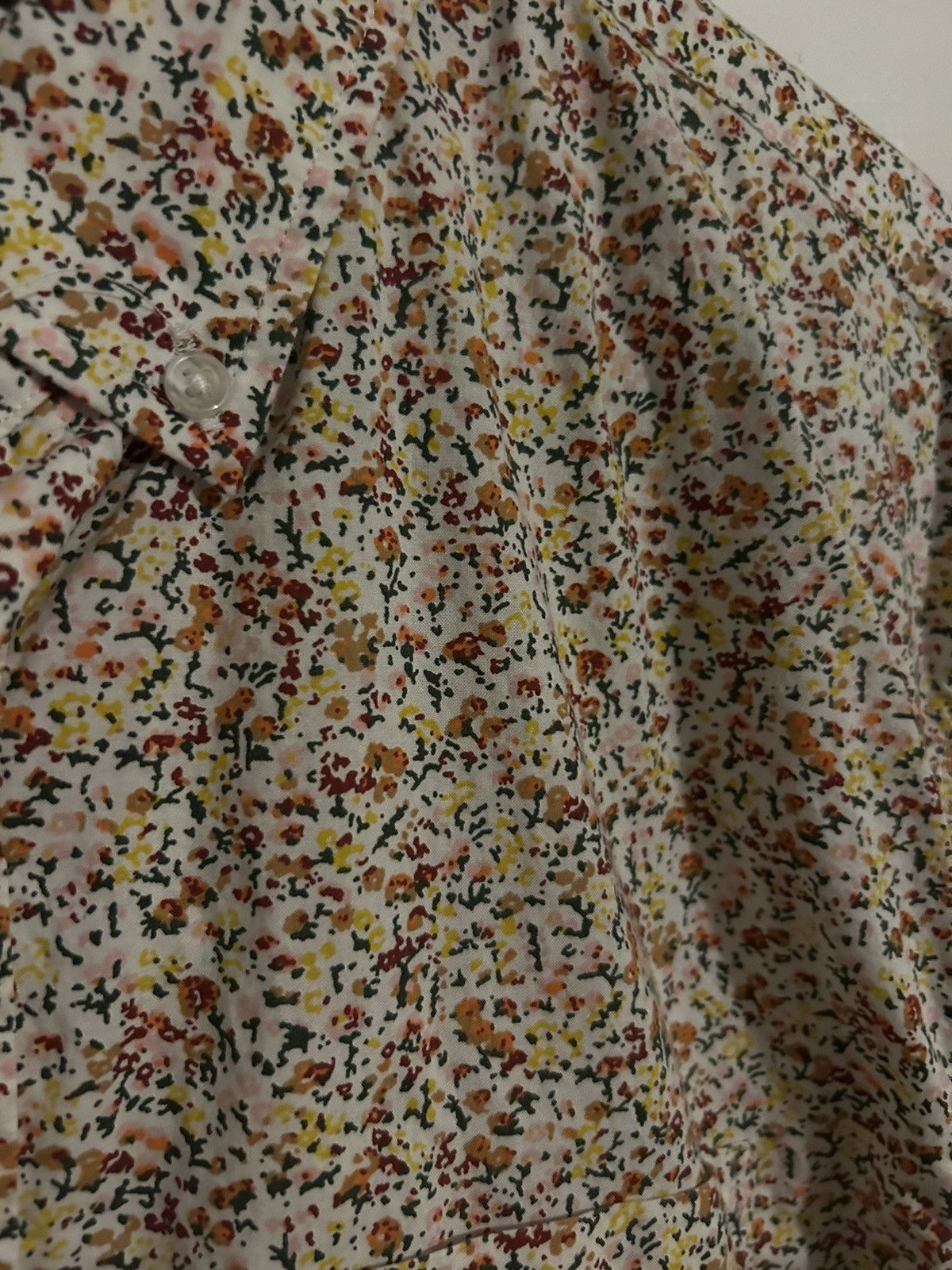 Banana Republic Banana Republic white floral button down Size US L / EU 52-54 / 3 - 2 Thumbnail