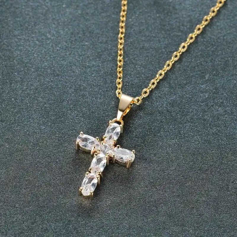 Jewelry × Vintage Sophisticated White Crystal Cross Pendant Necklace Size ONE SIZE - 2 Thumbnail